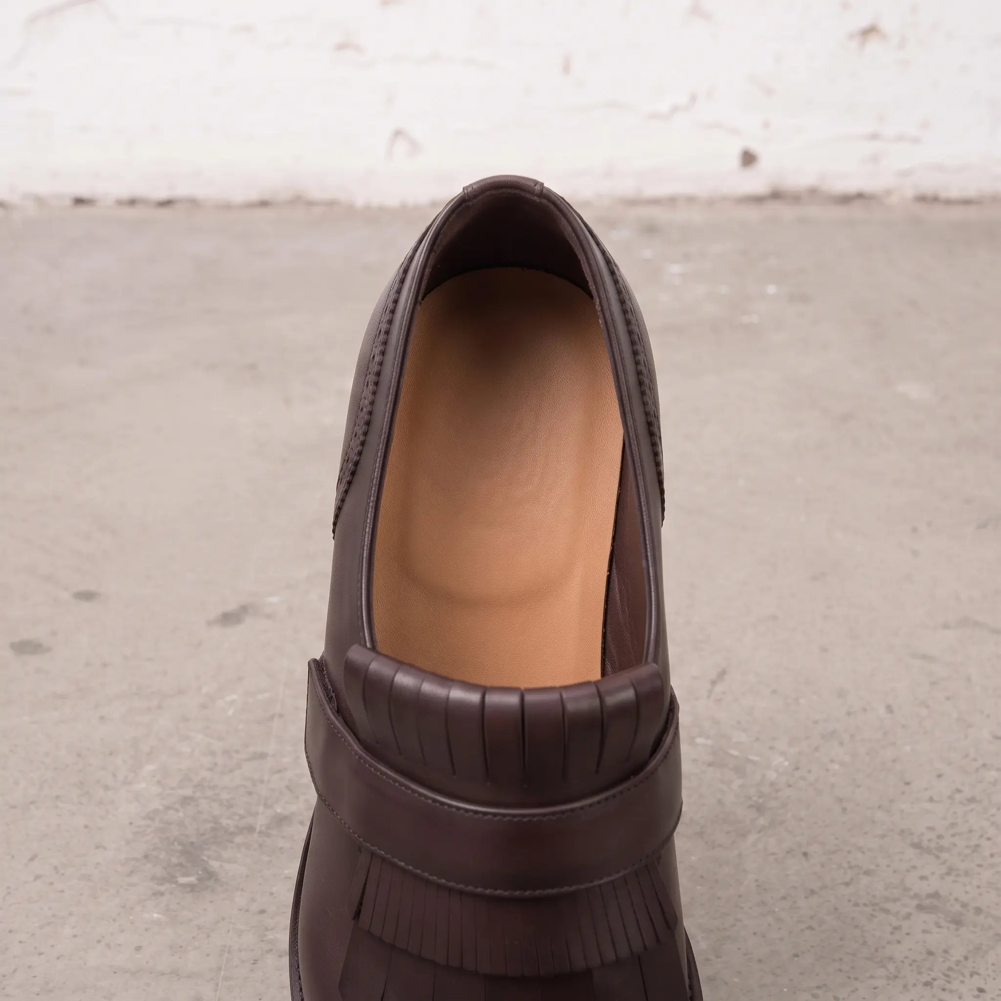 mens-dark-brown-fringe-leather-kiltie-loafers-ross-ross-interior-view-1.webp