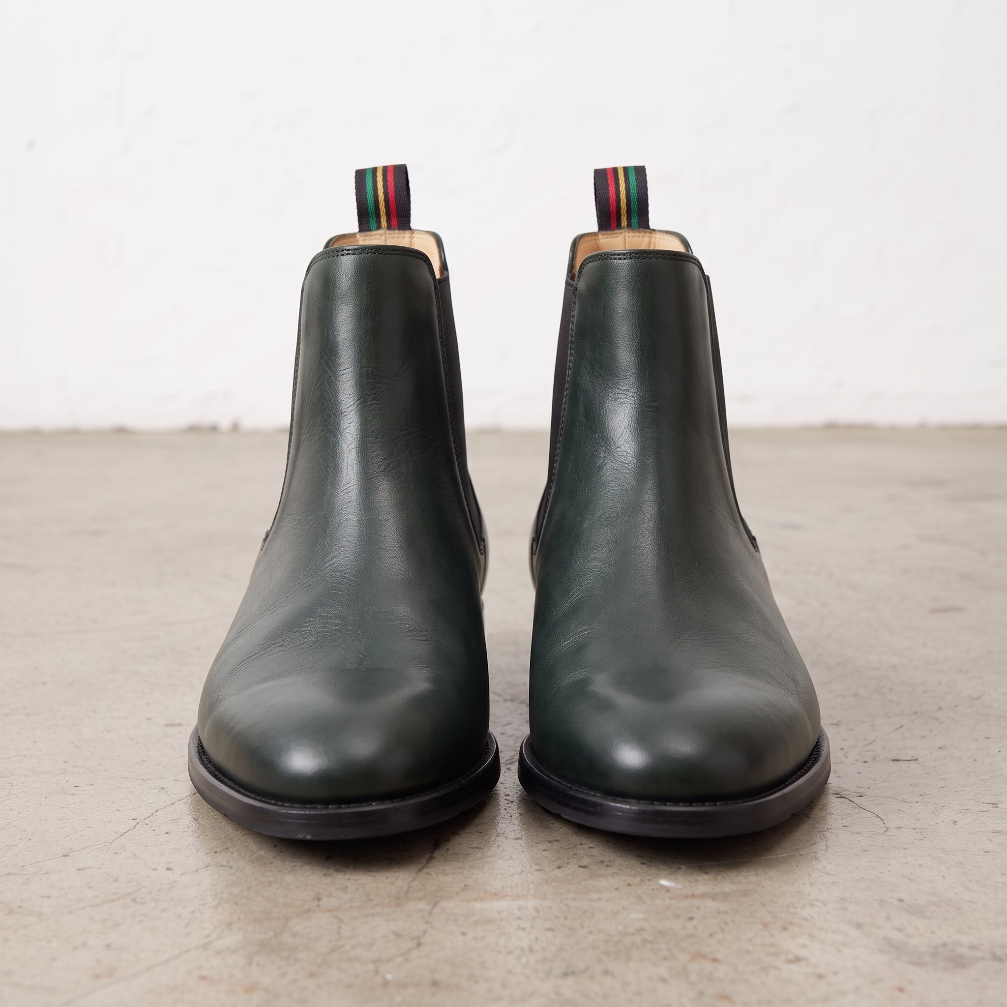 Men's Dark Green Plain-Toe Leather Chelsea Boots — Crowell