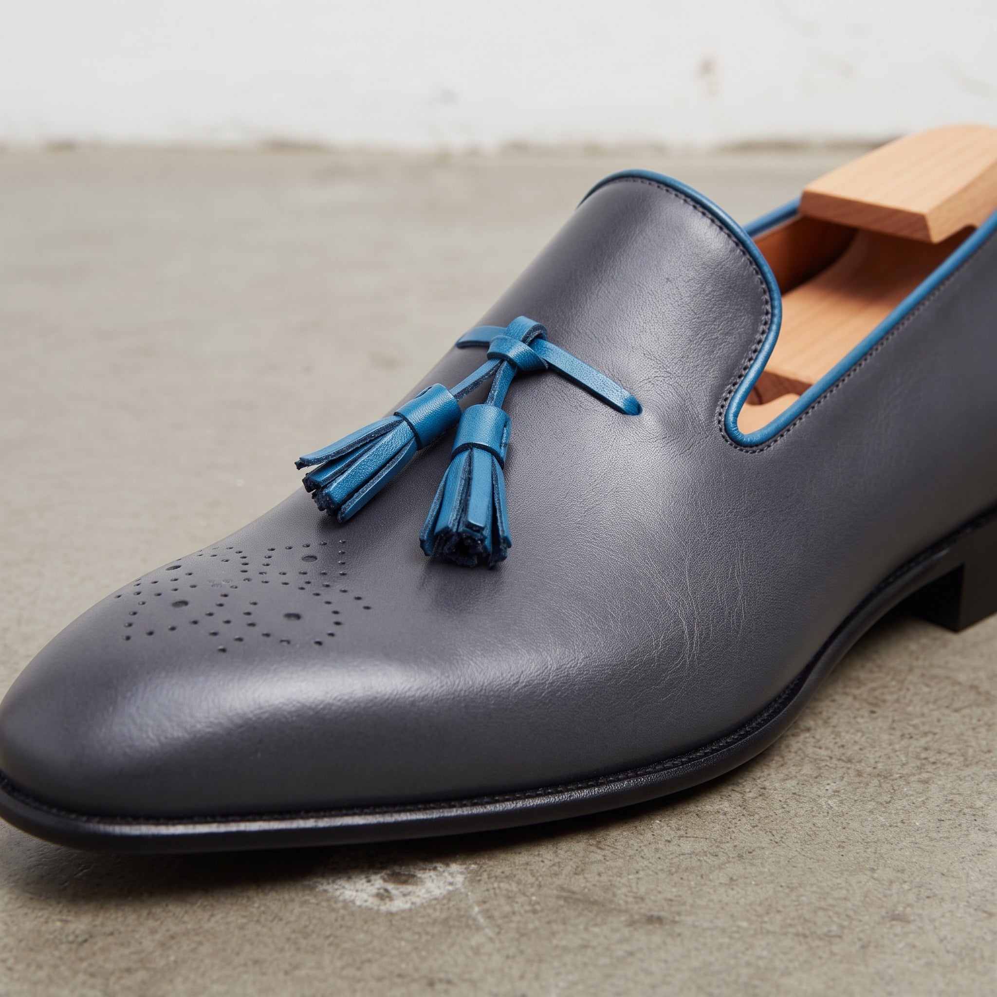 Men's Dark Grey and Blue Plain-Toe Leather Tassel Loafers — Wotton