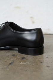 Mens Dress Oxfords Shoes, Mens Black leather formal shoes, Mens shoes - detail-view-showing-texture