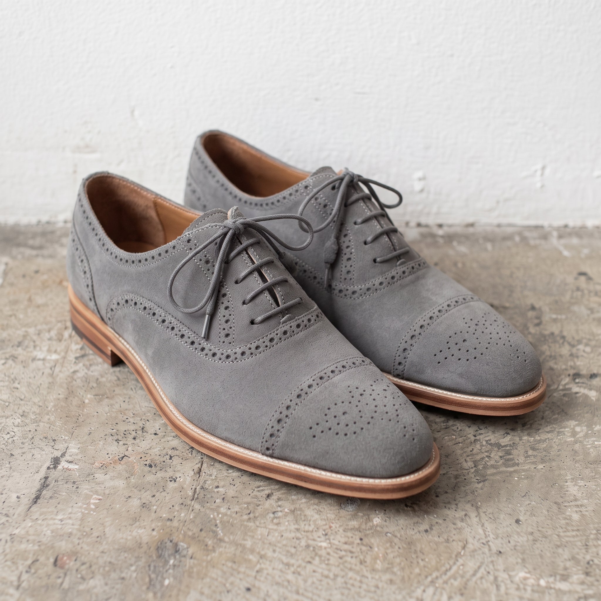 Men's Gray Cap-Toe Suede Oxfords — Gilwell