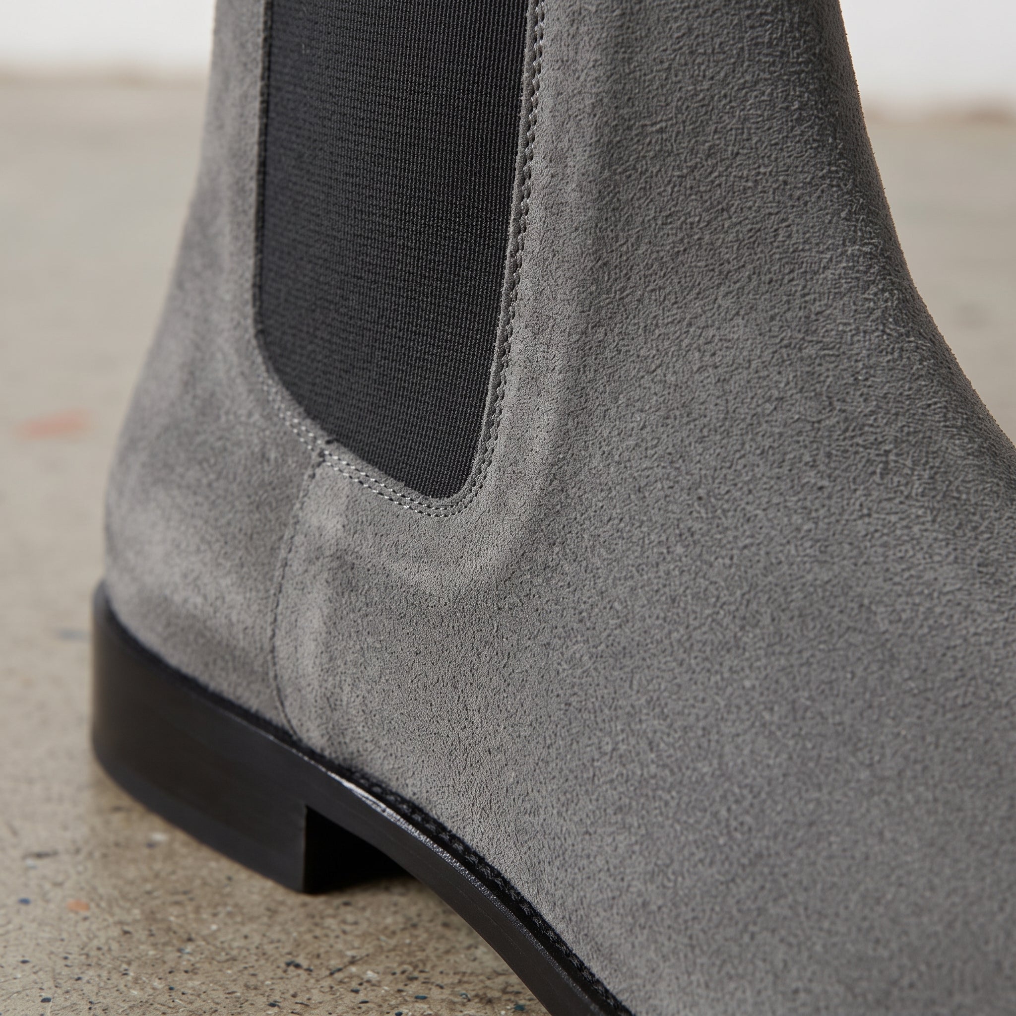 Men's Gray Suede Chelsea Boots — Bayham