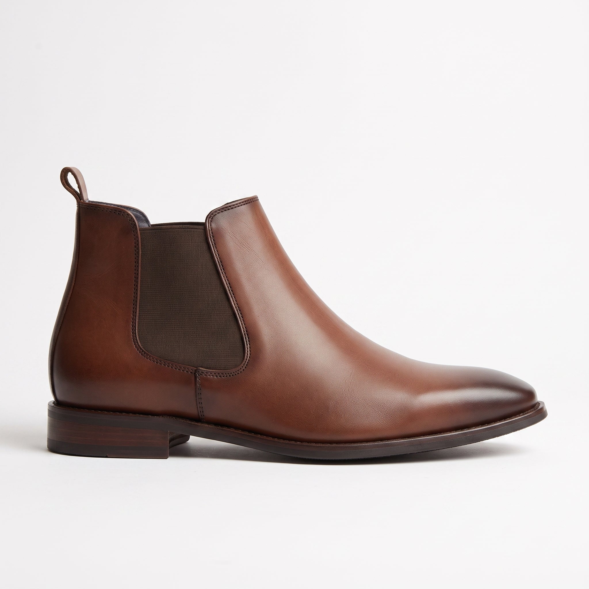 Men's Handmade Cow Leather Chelsea Boots — Dunning