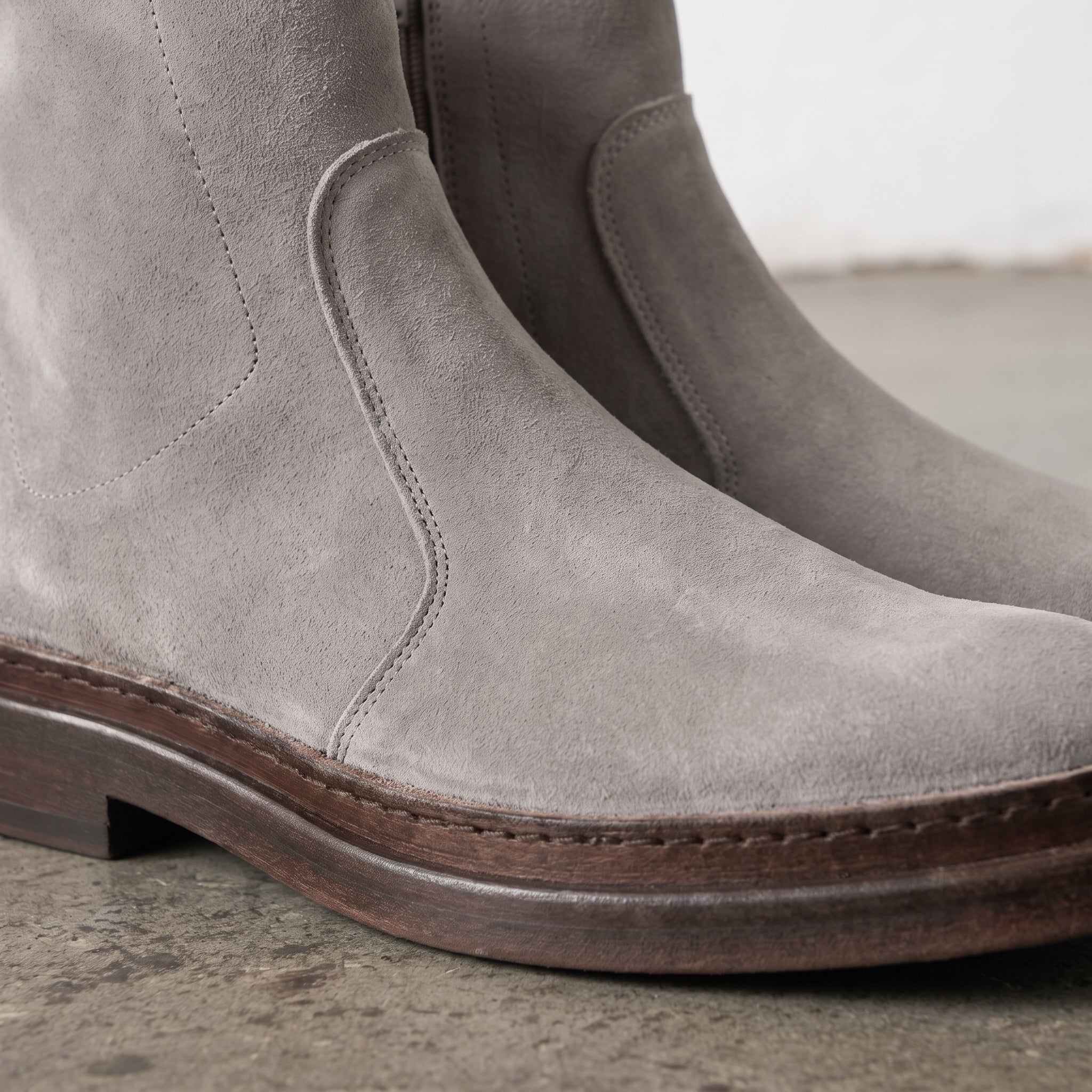 Men's Light Gray Plain-Toe Suede Ankle Boots — Gresham