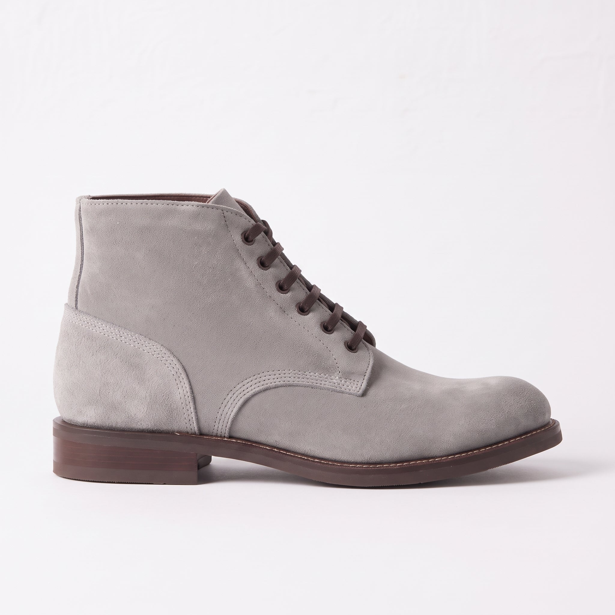 Men's Light Gray Plain-Toe Suede Ankle Boots — Wallingford