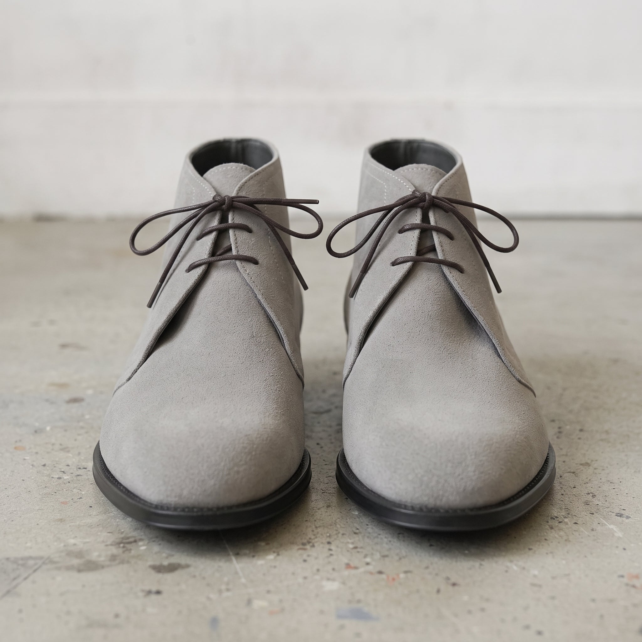Men's Light Gray Suede Chukka Boots — Popham