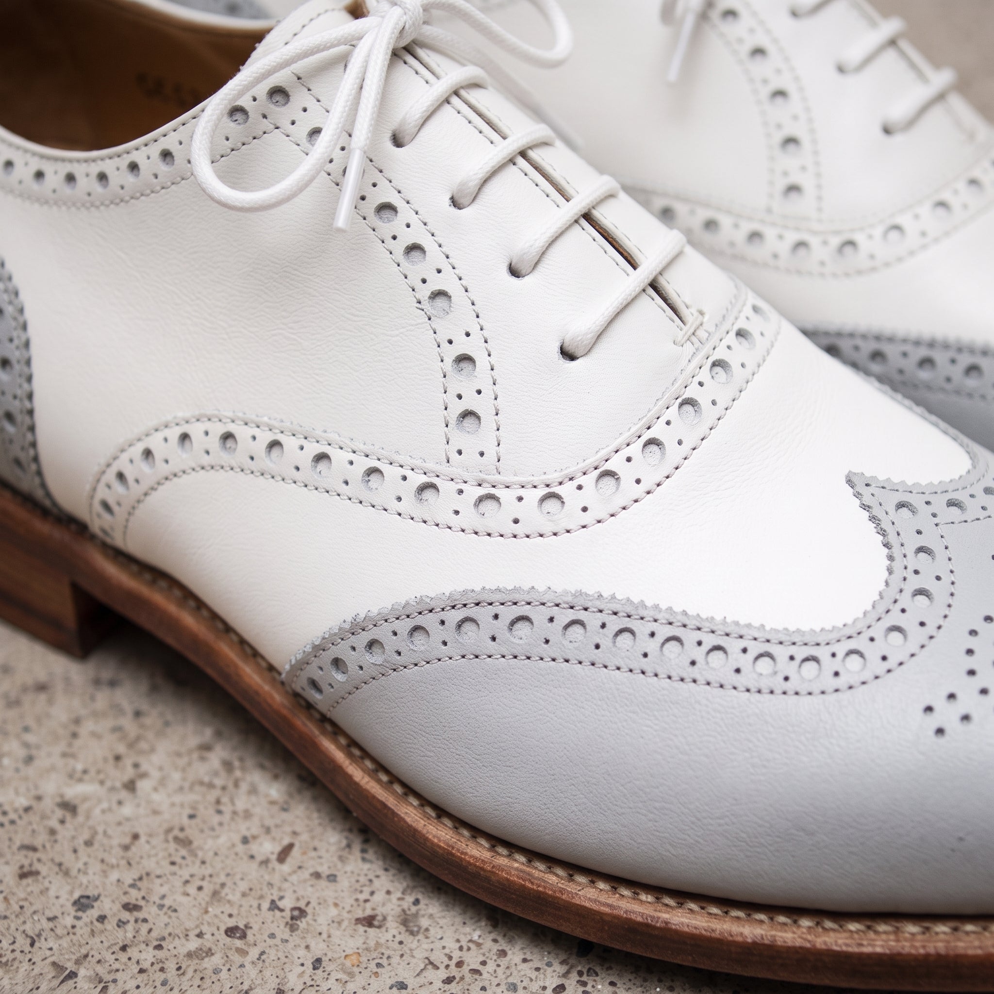Men's Light Grey and White Wingtip Leather Spectator Oxfords — Hawthorne