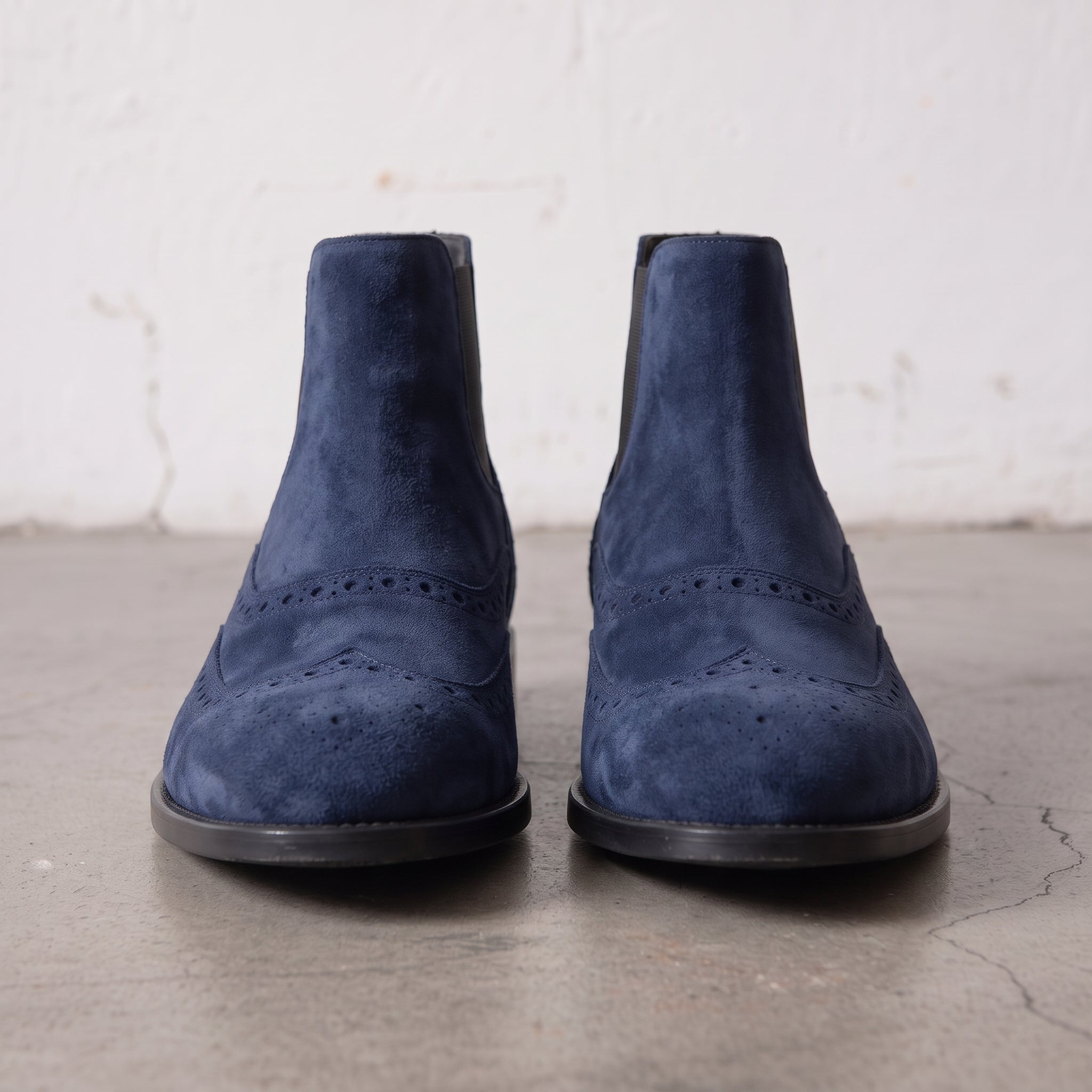 Men's Navy Blue Wingtip Suede Chelsea Boots — Biddestone