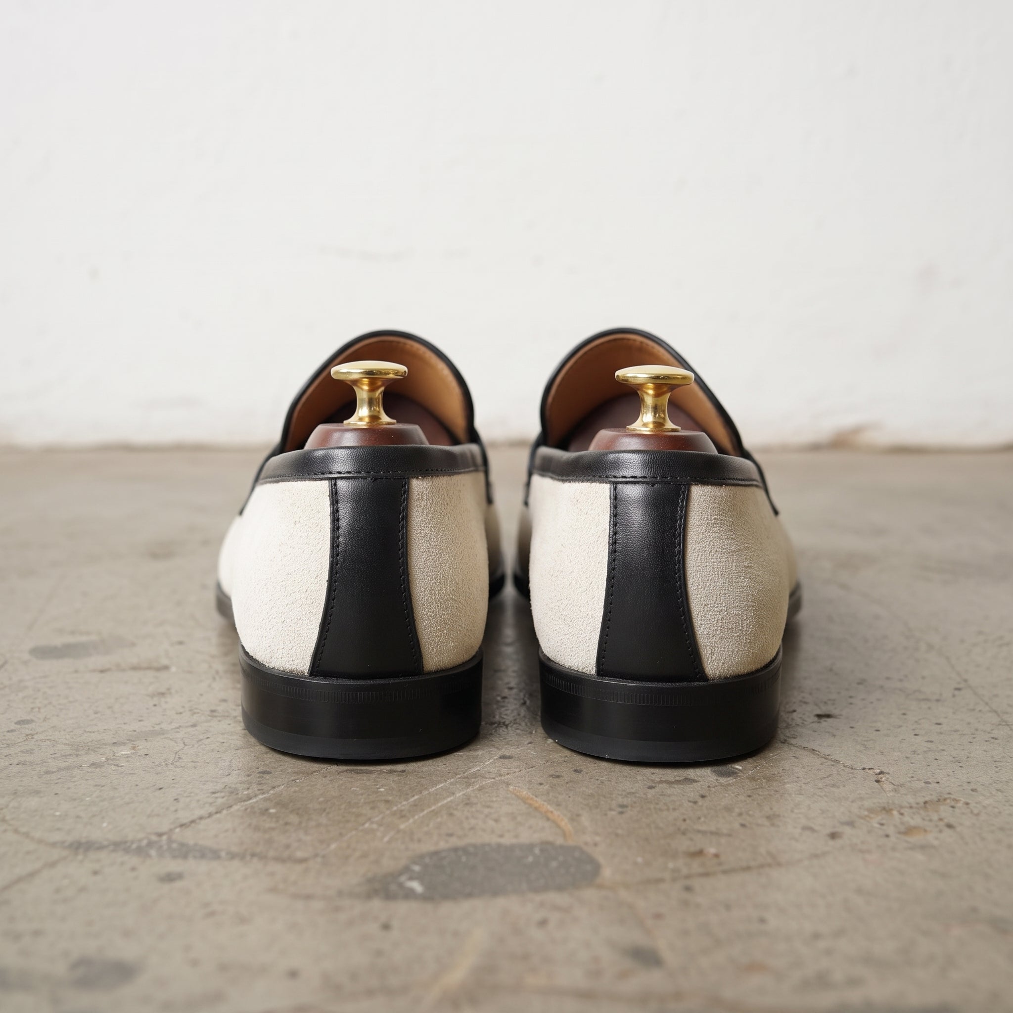 Men's Off-White and Black Two-Tone Suede Apron-Toe Penny Loafers — Ames