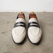 Men's Off-White and Black Two-Tone Suede Apron-Toe Penny Loafers — Ames
