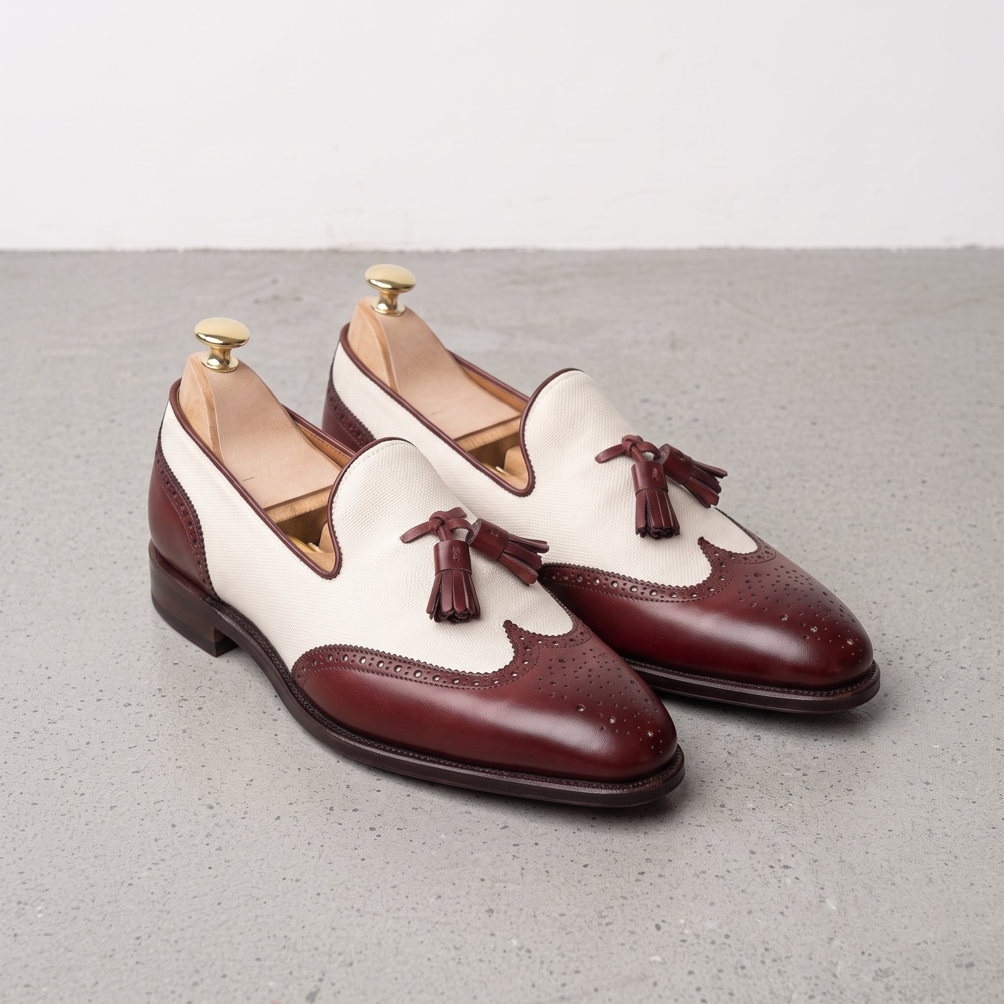 Men's Off-White and Burgundy Wingtip Leather Tassel Loafers — Badlesmere