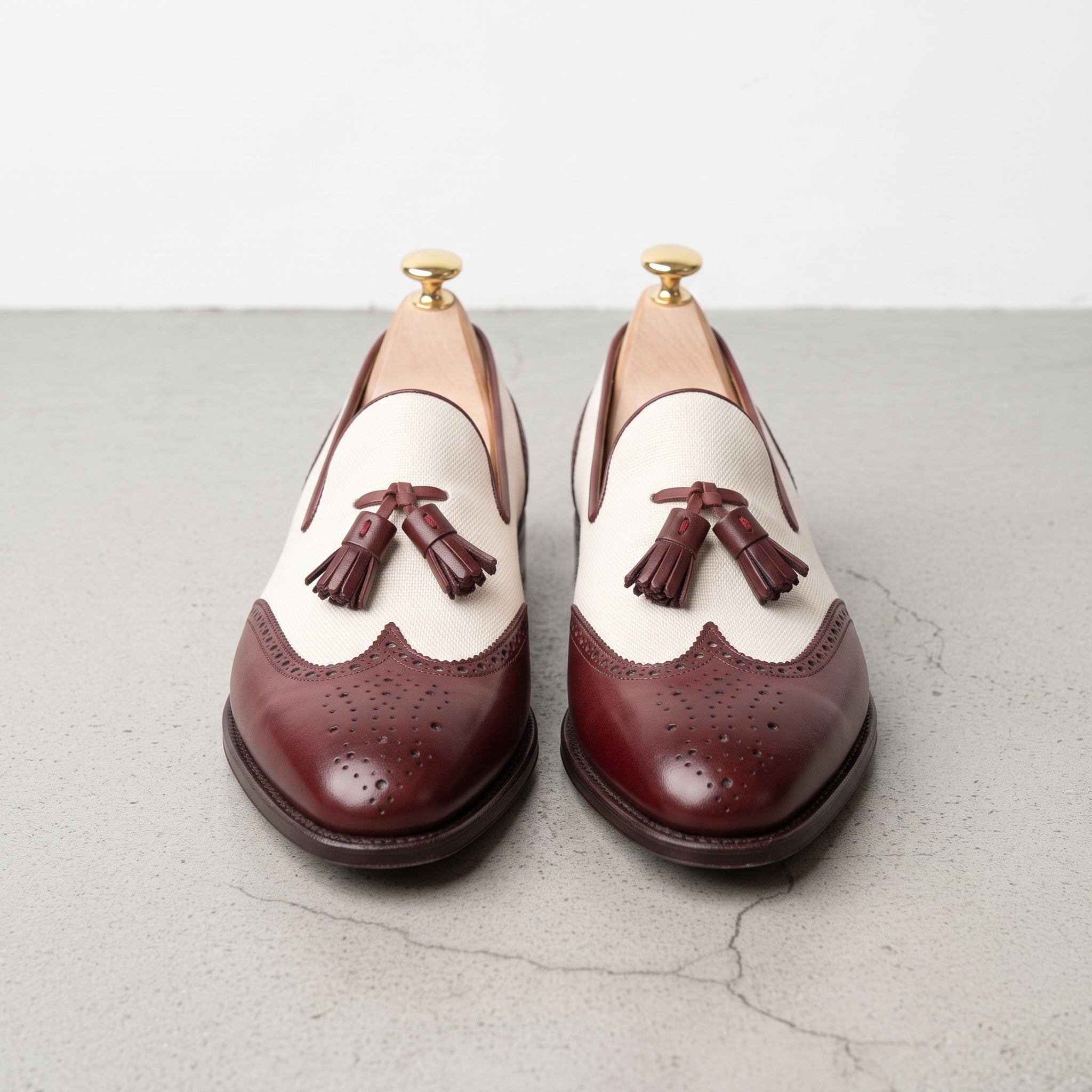 Men's Off-White and Burgundy Wingtip Leather Tassel Loafers — Badlesmere