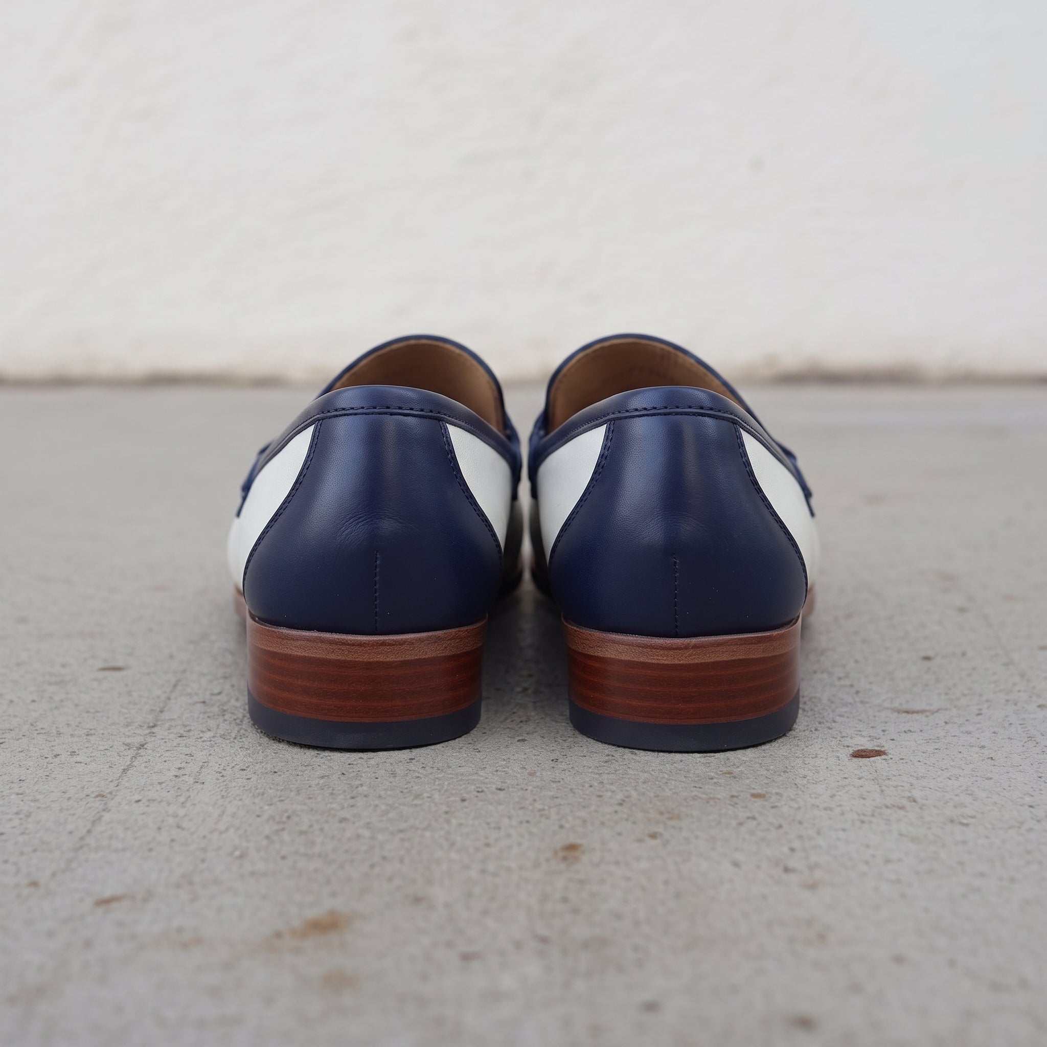 Men's Off-White and Dark Blue Apron-Toe Leather Penny Loafers — Perkins