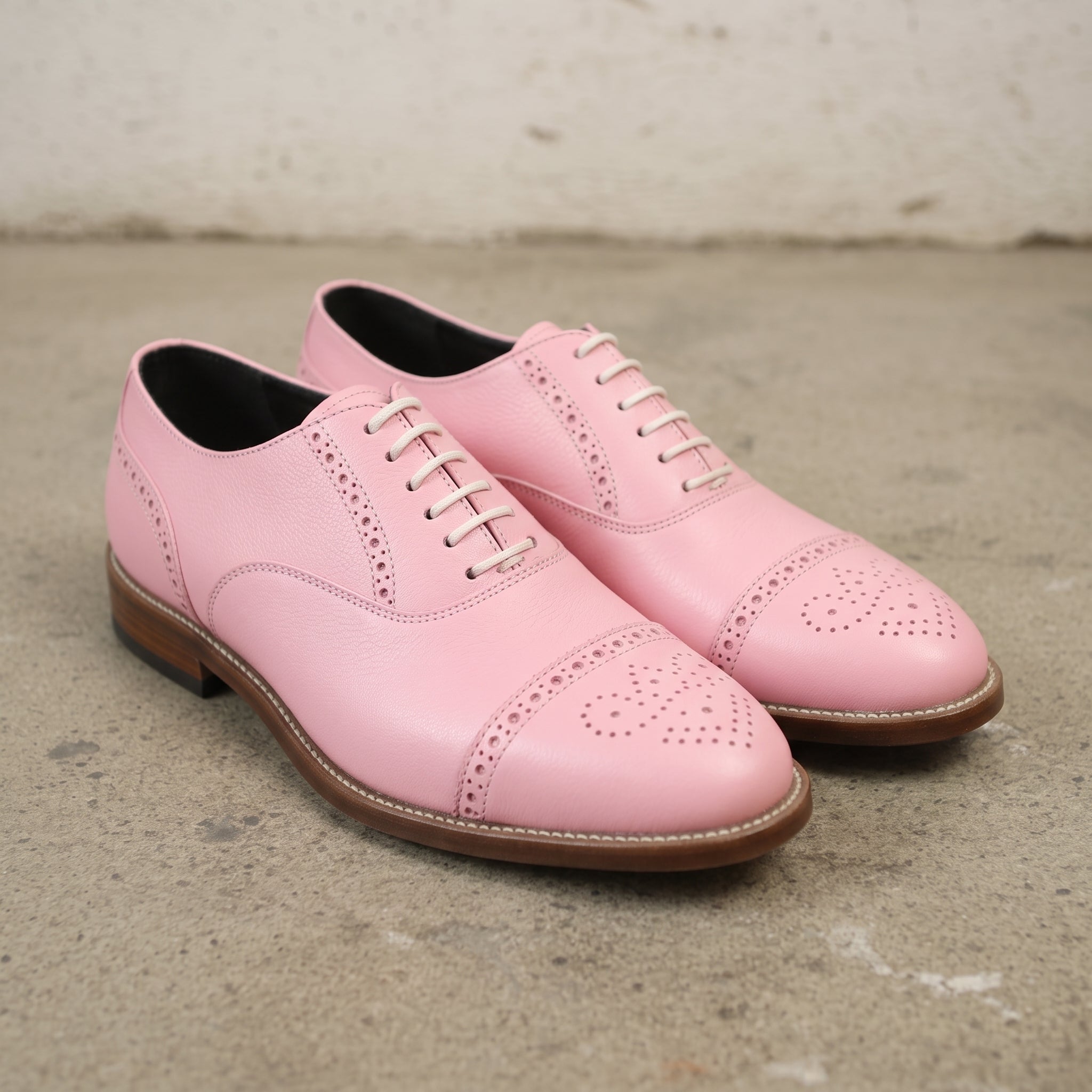 Men's Pink Cap-Toe Pebbled Leather Oxfords — Scarlett
