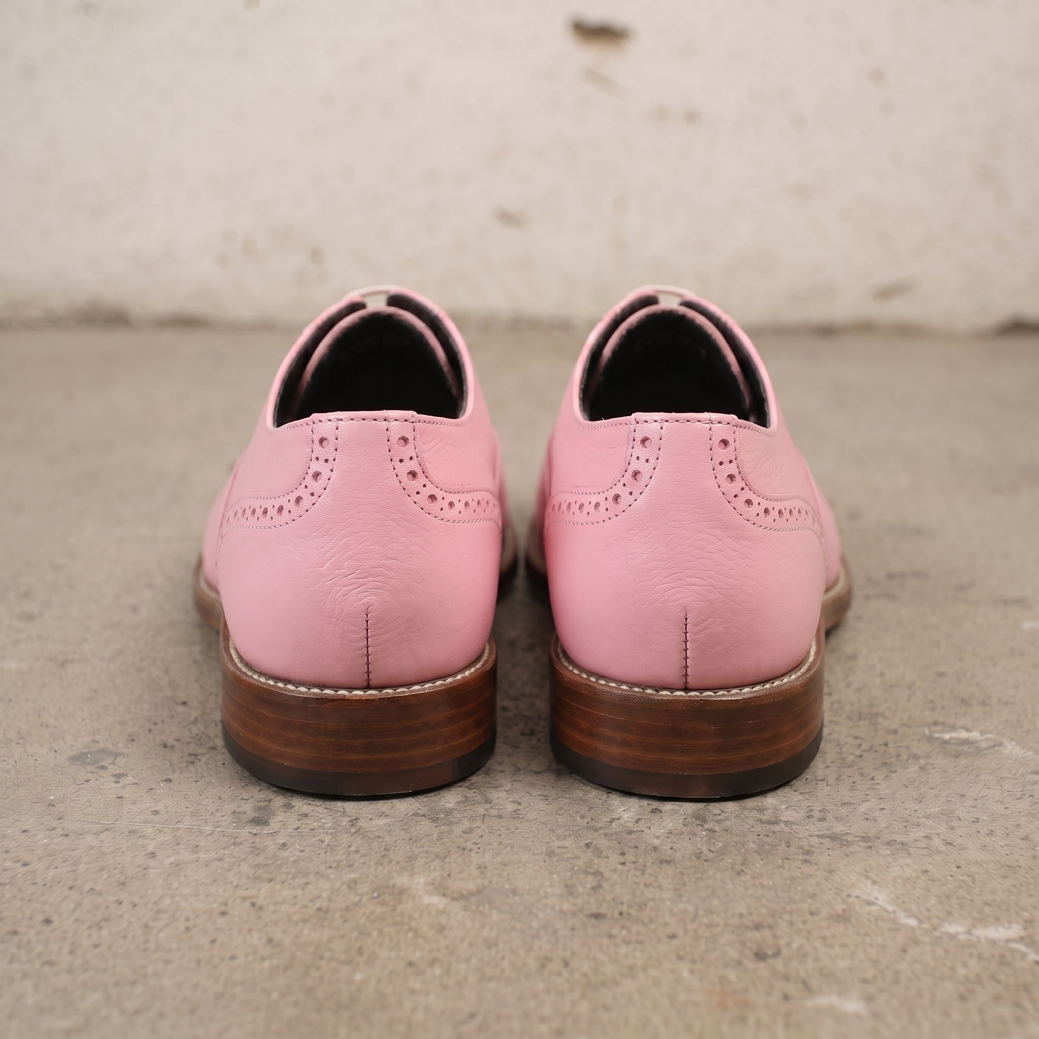 Men's Pink Cap-Toe Pebbled Leather Oxfords — Scarlett