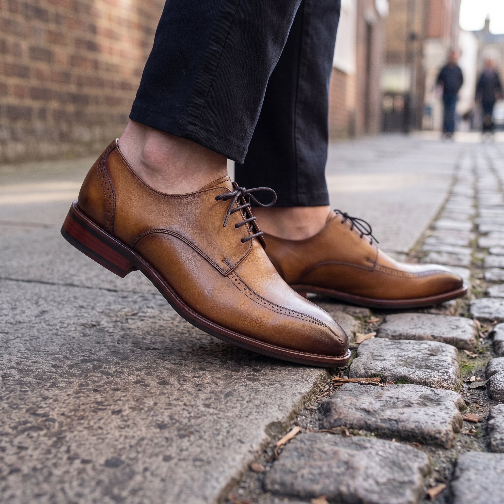 Men's Tan and Brown Apron-Toe Leather Derbys — Seymour