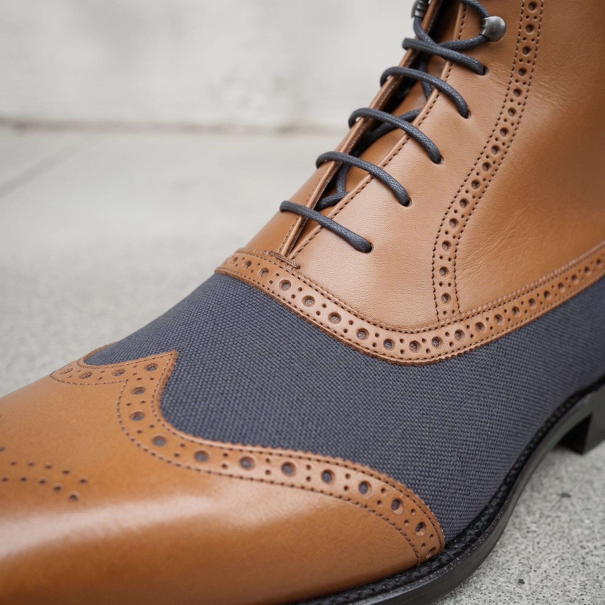 Men's Tan and Dark Blue Cap-Toe Leather Ankle Boots — Streatham