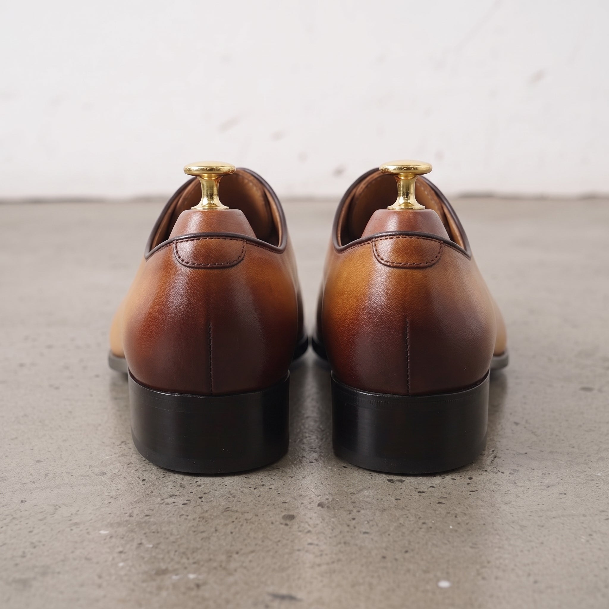 Men's Tan and Dark Brown Cap-Toe Leather Brogues — Bradford