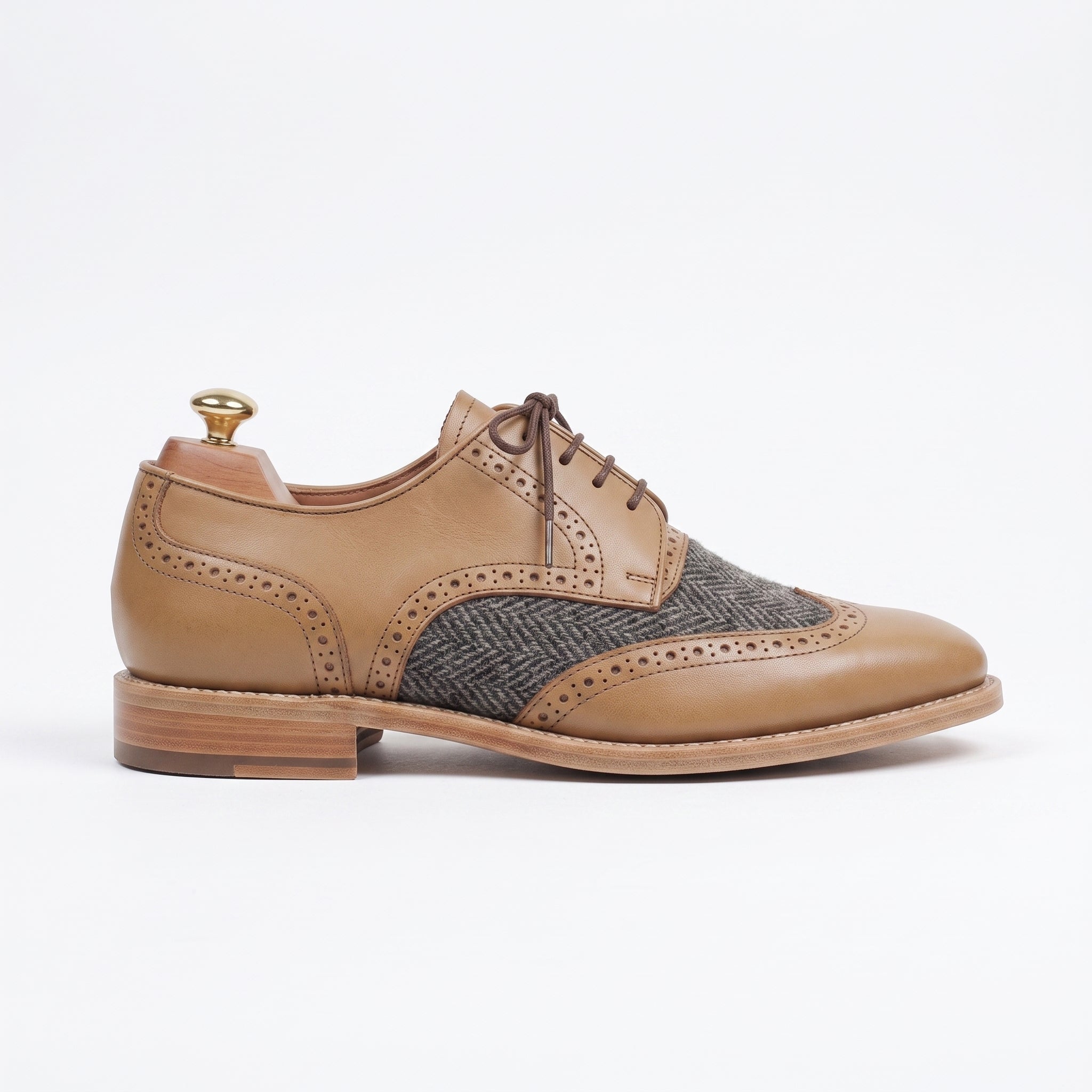 Men's Tan and Dark Grey Wingtip Leather Spectator Derbys — Primrose