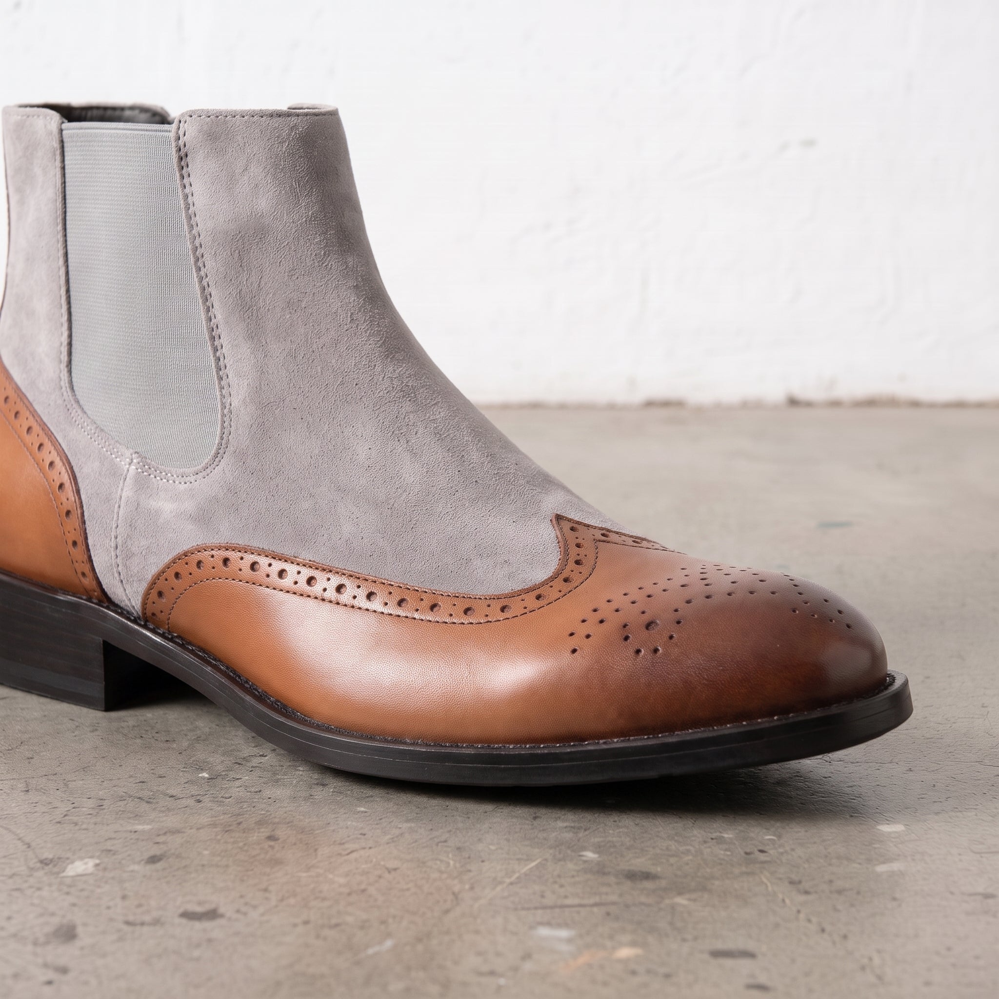 Men's Tan and Light Gray Wingtip Leather and Suede Chelsea Boots — Crowhurst