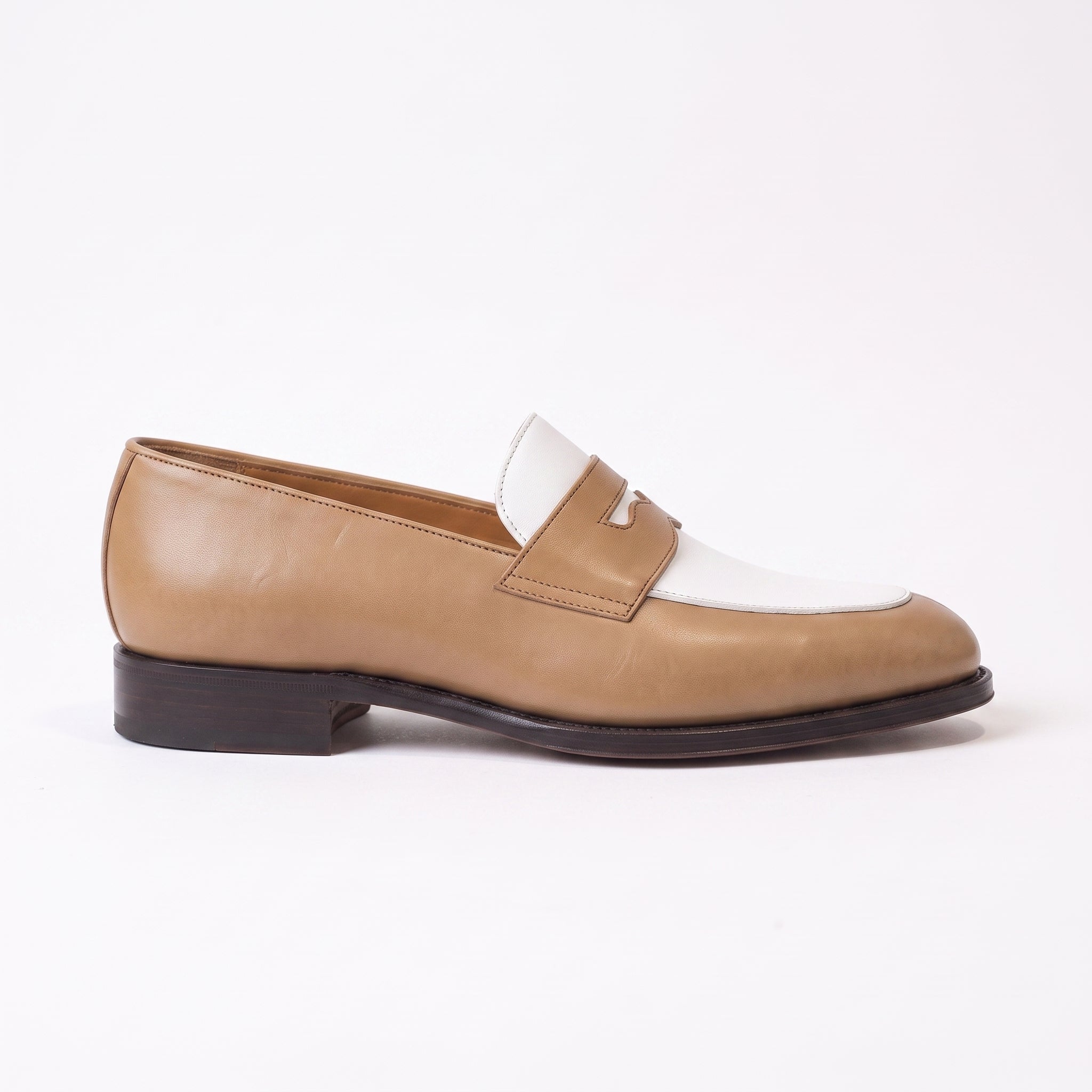 Men's Tan and White Plain-Toe Leather Spectator Penny Loafers — Connell
