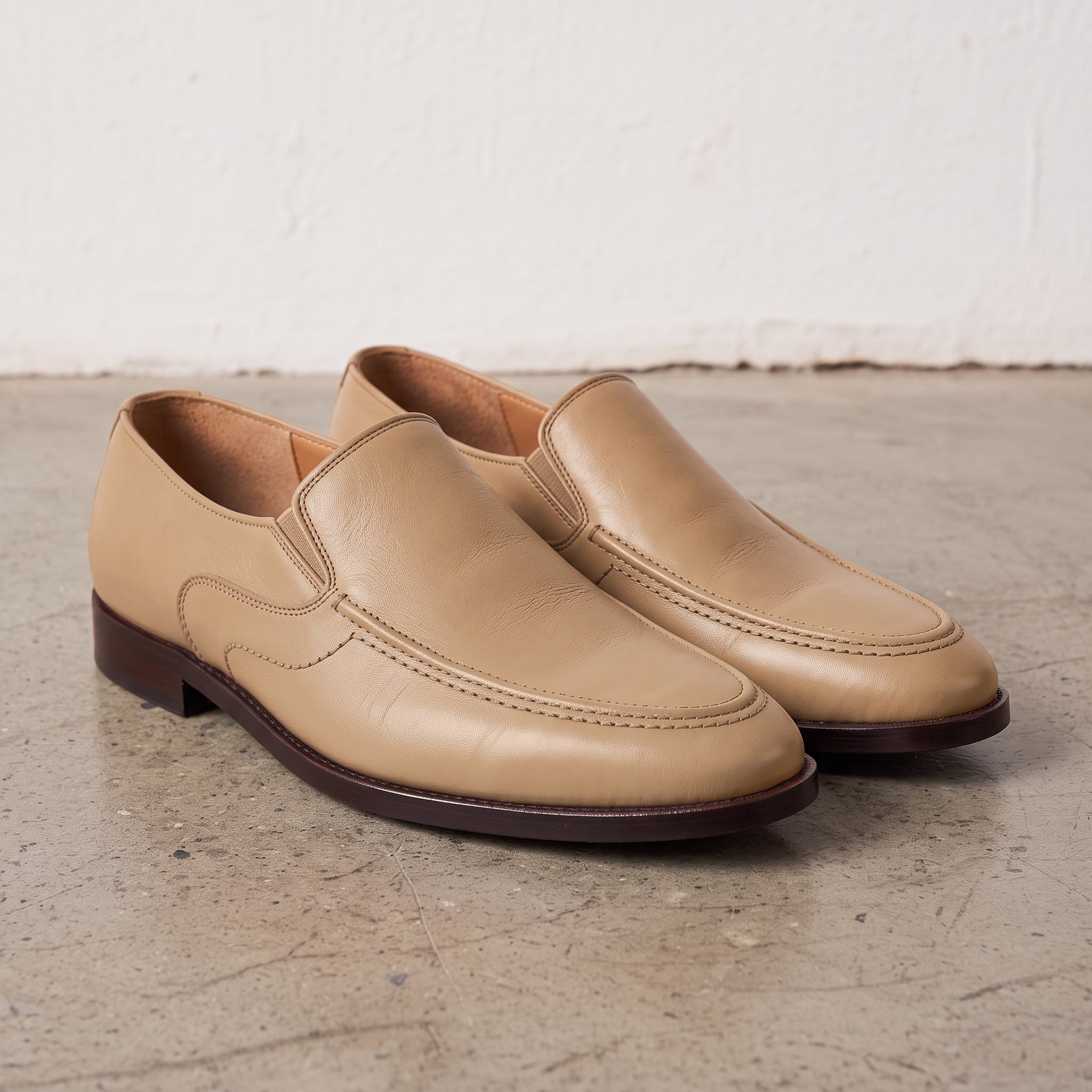 Men's Tan Apron-Toe Leather Loafers — Hargreaves — Hargreaves