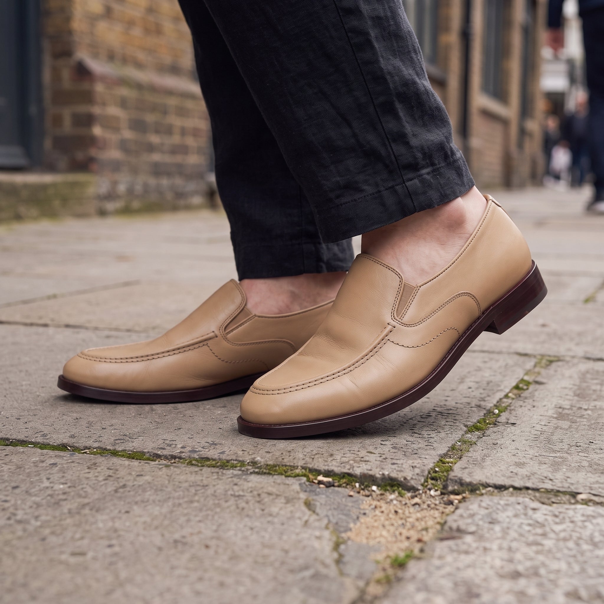 Men's Tan Apron-Toe Leather Loafers — Hargreaves — Hargreaves
