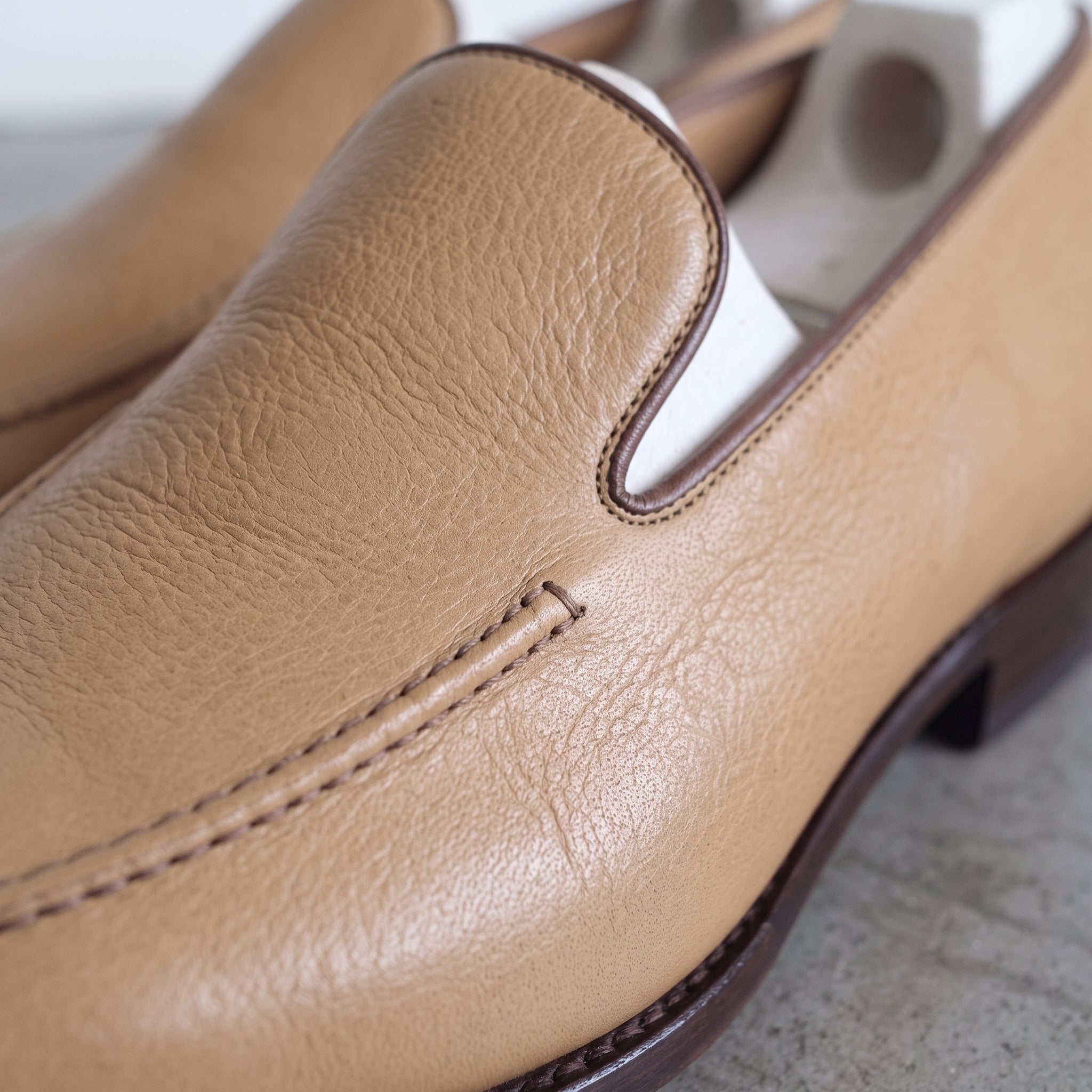 Men's Tan Apron-Toe Leather Loafers — Willoughby