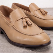 Men's Tan Apron-Toe Leather Tassel Loafers — Farncombe