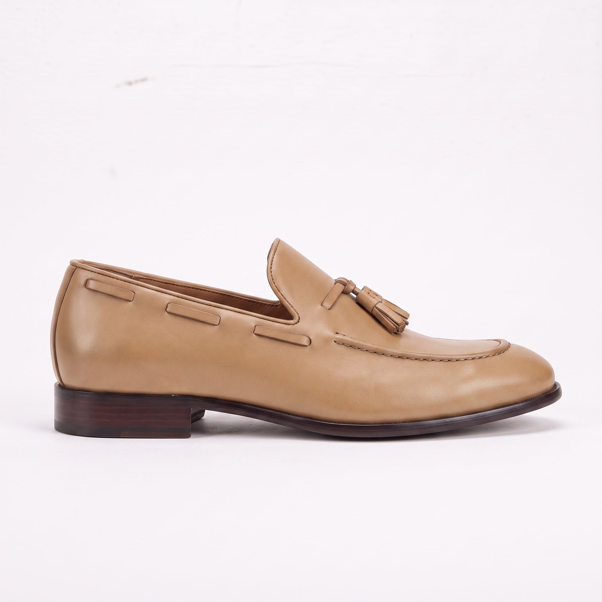 Men's Tan Apron-Toe Leather Tassel Loafers — Farncombe