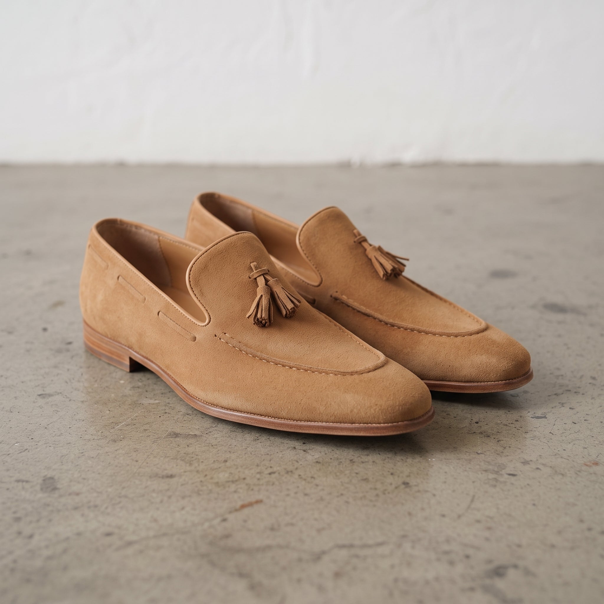 Men's Tan Apron-Toe Suede Tassel Loafers — Dorking