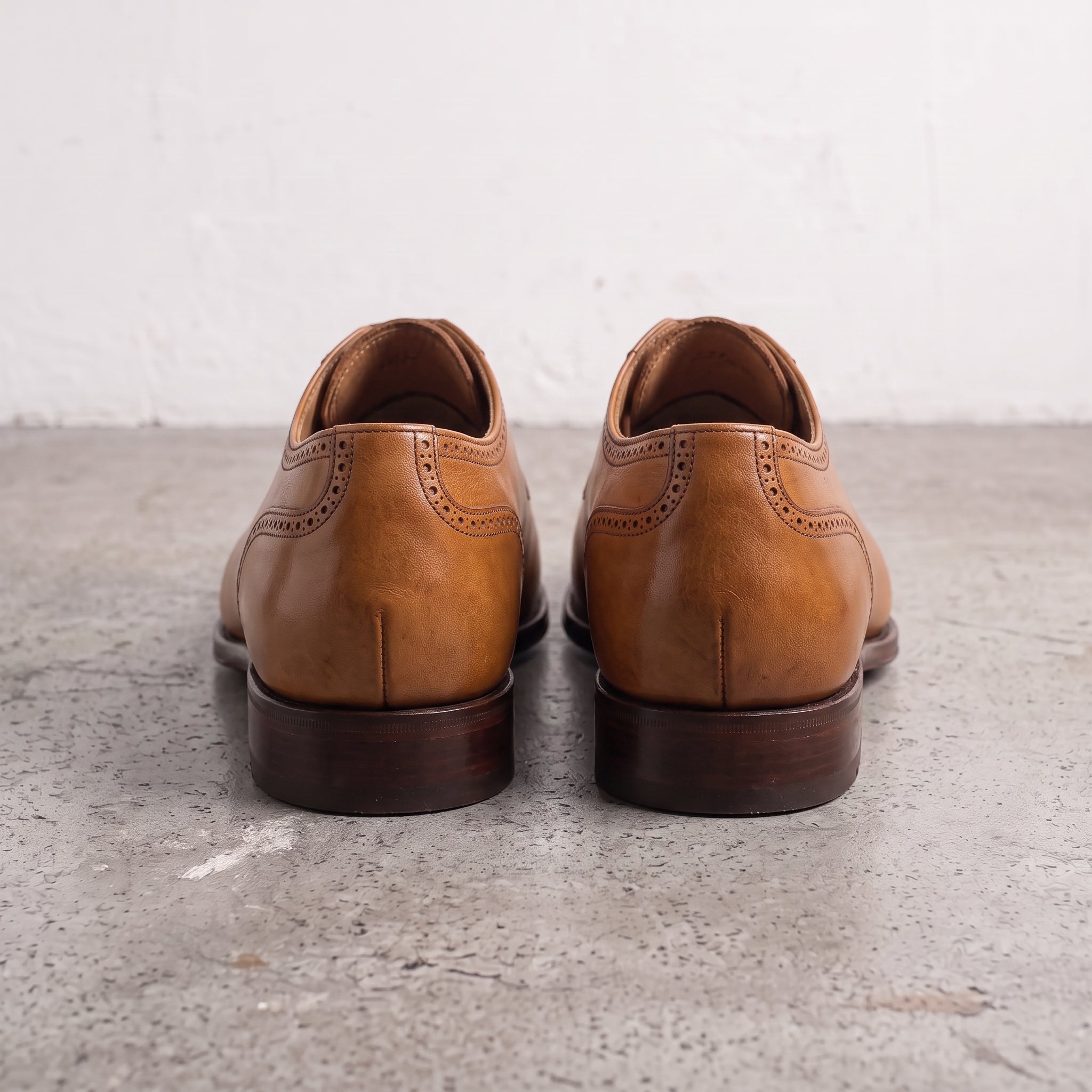 Men's Tan Cap-Toe Leather Brogue Oxfords — Faversham