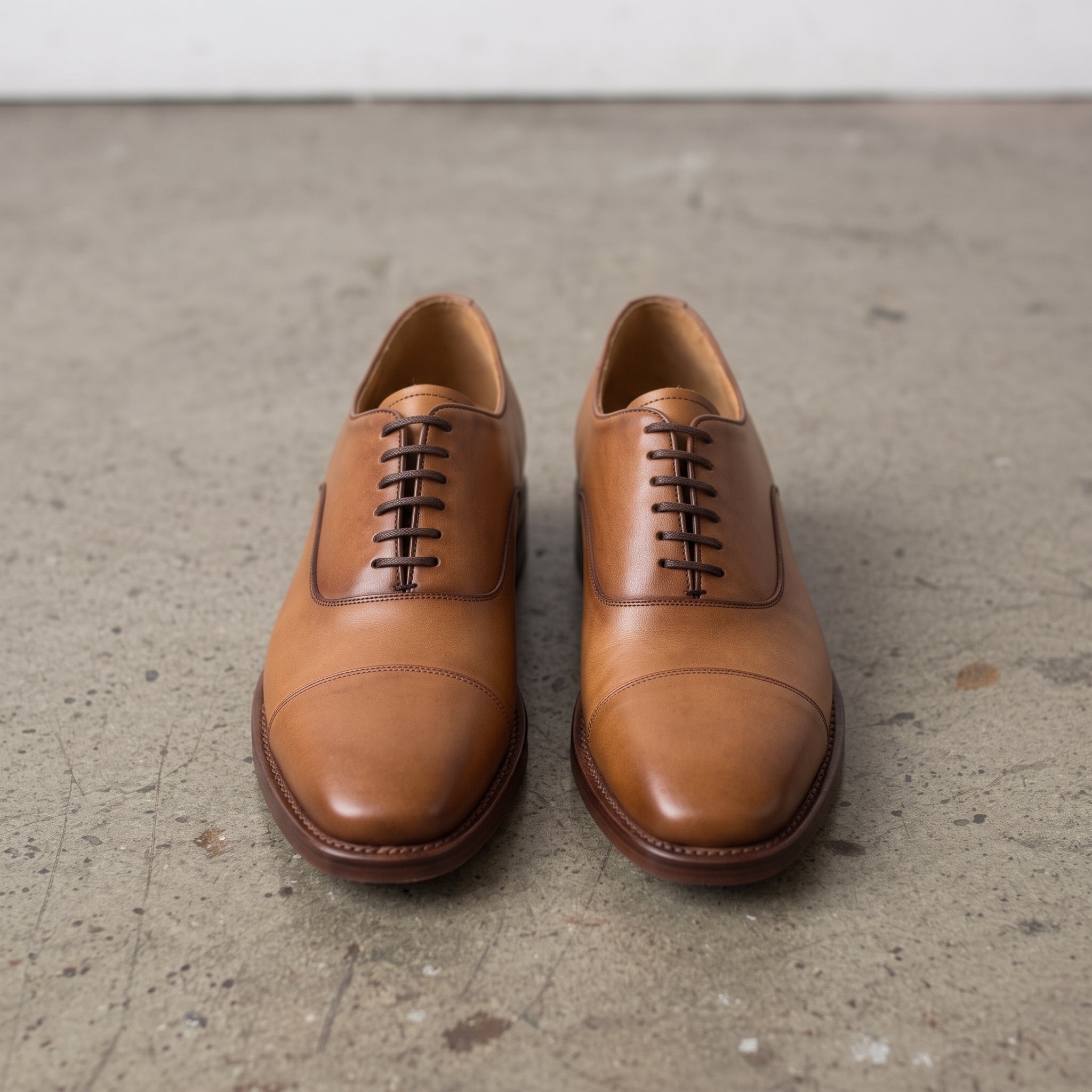 Men's Tan Cap-Toe Leather Oxfords — Estcourt