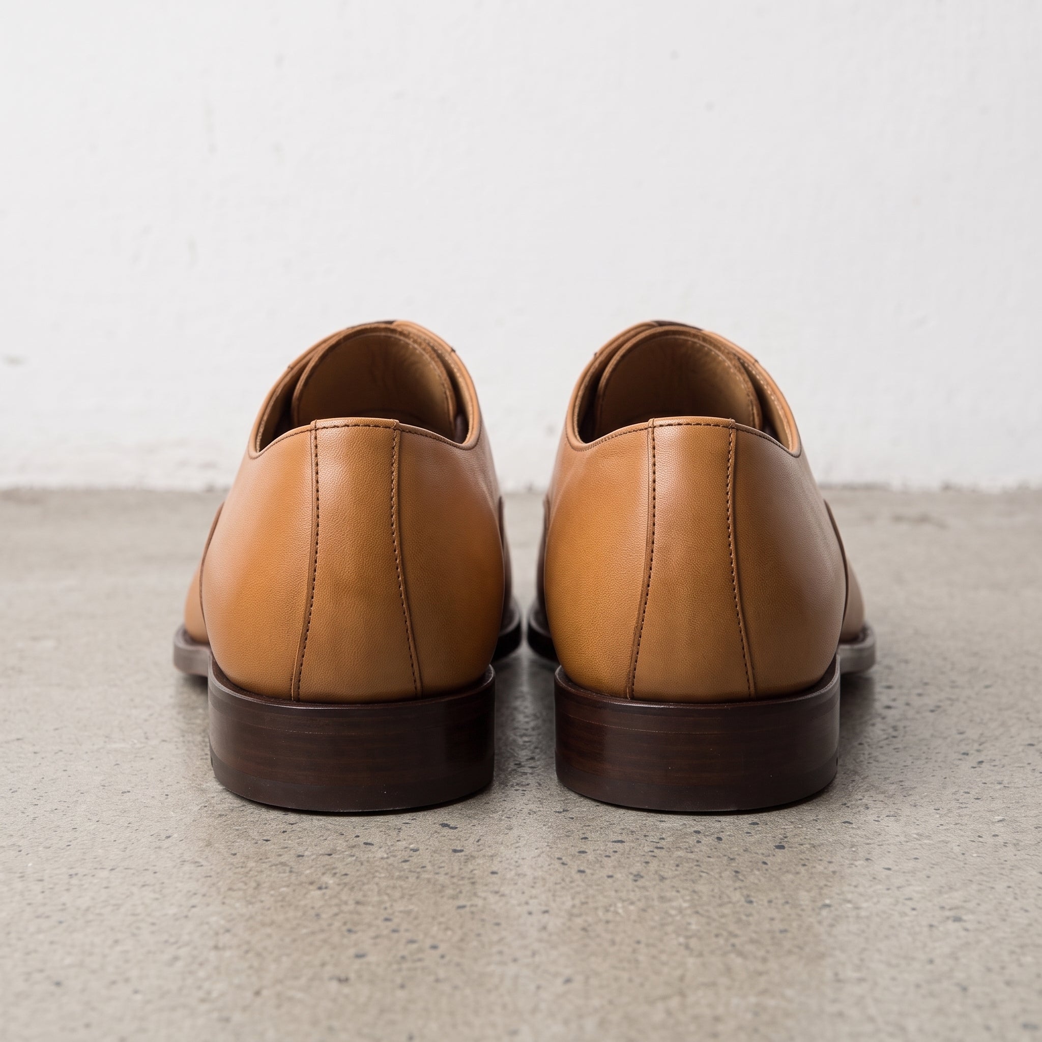 Men's Tan Cap-Toe Leather Oxfords — Ashperton