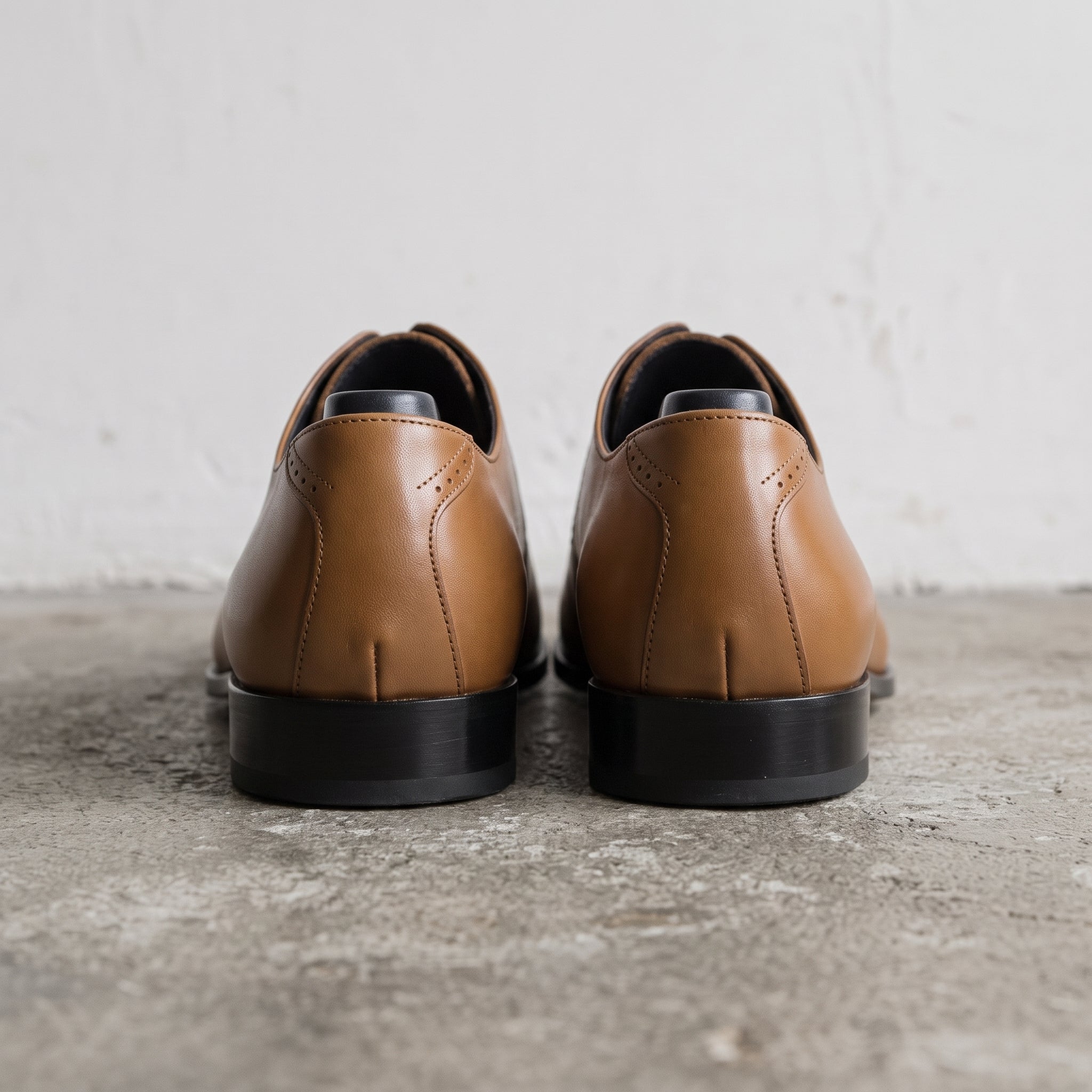 Men's Tan Cap-Toe Leather Oxfords — Aspall