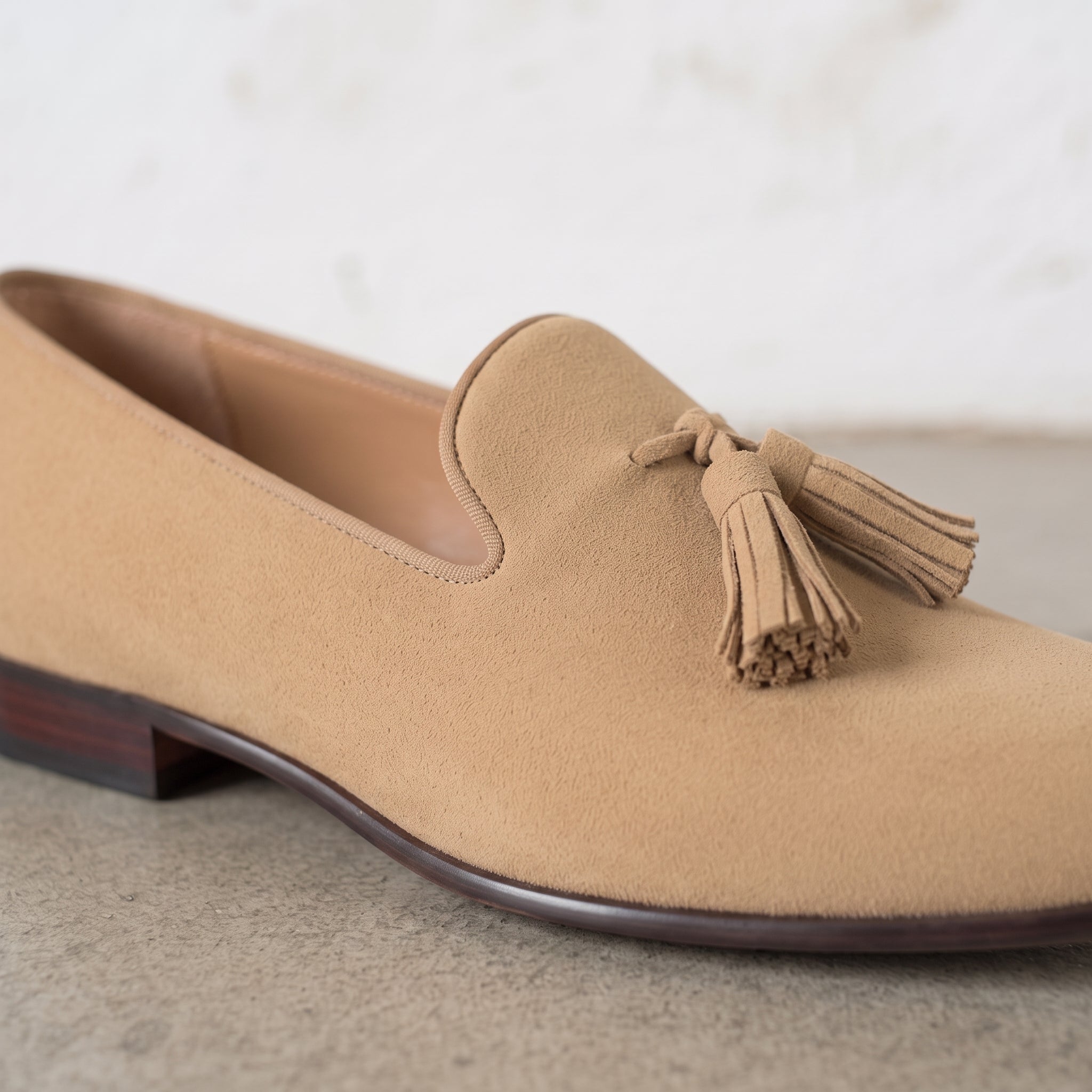 Men's Tan Plain-Toe Suede Tassel Loafers — Beaconsfield