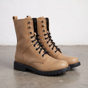 Men's Tan Plain-Toe Leather Combat Boots — Bagworth