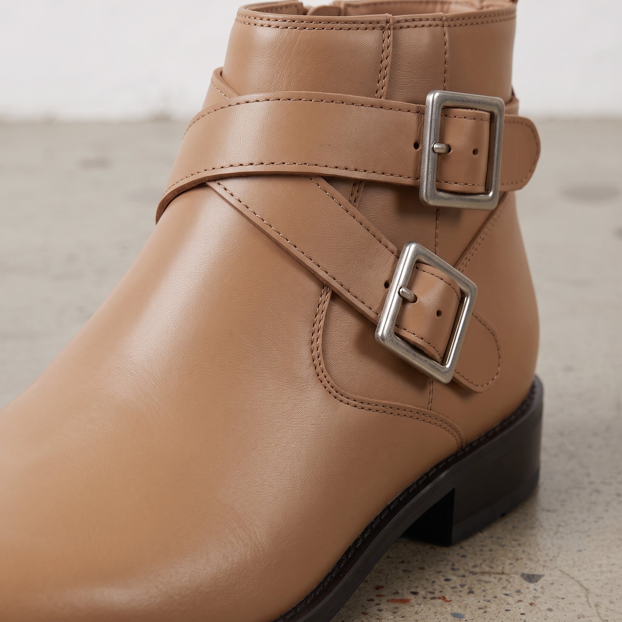 Men's Tan Plain-Toe Leather Jodhpur Boots — Pemberton