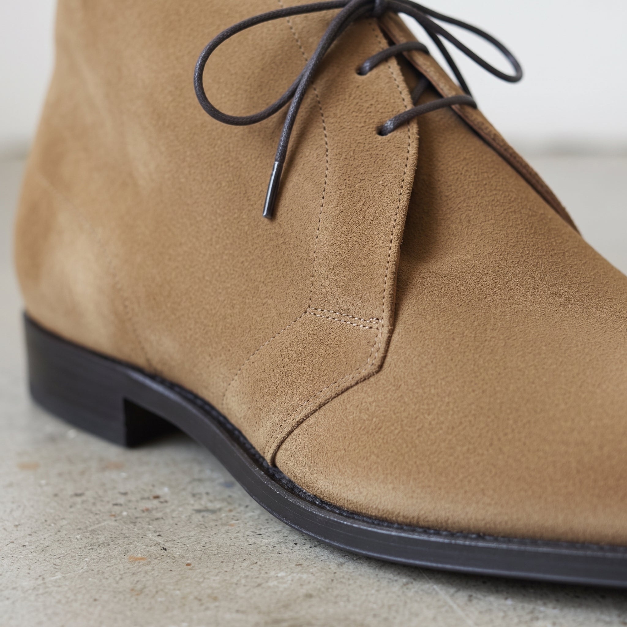 Men's Tan Suede Chukka Boots — Popham