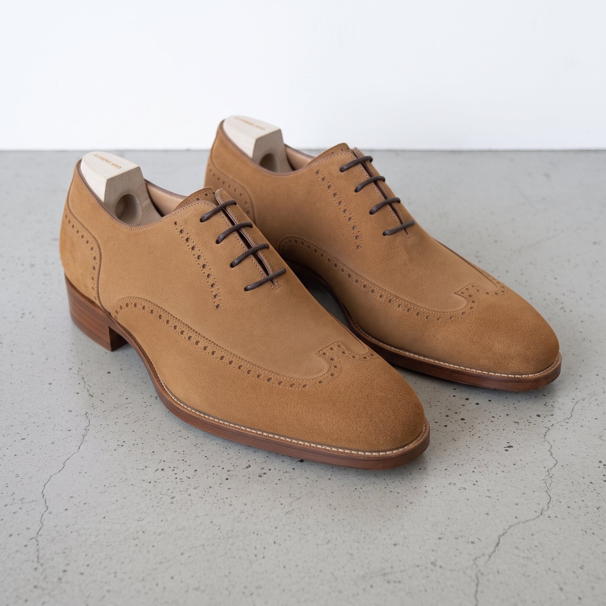 Men's Tan Wingtip Suede Oxford Shoes — Burlington