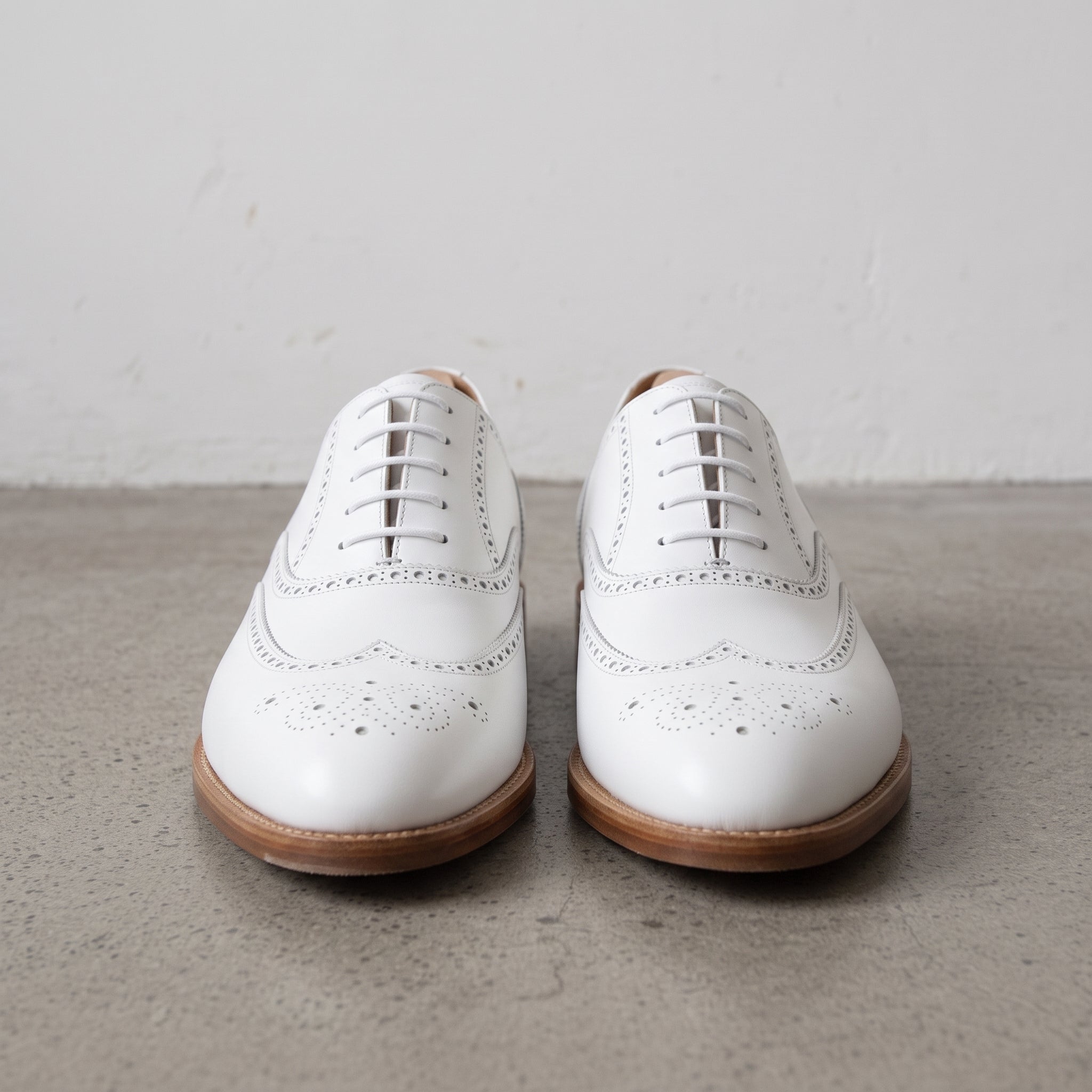 Men's White Wingtip Leather Brogue Oxfords — Chard