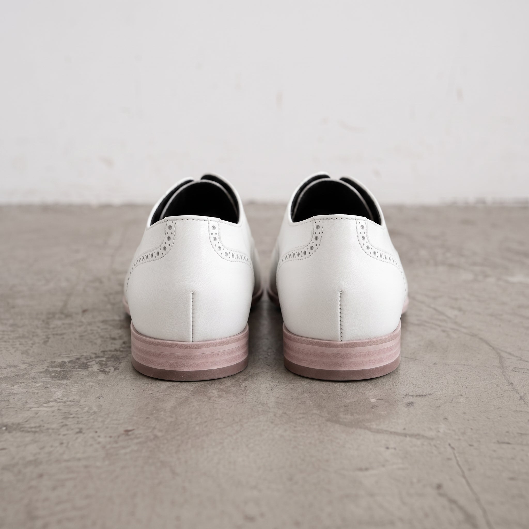 Men's White Wingtip Leather Oxfords — Herford