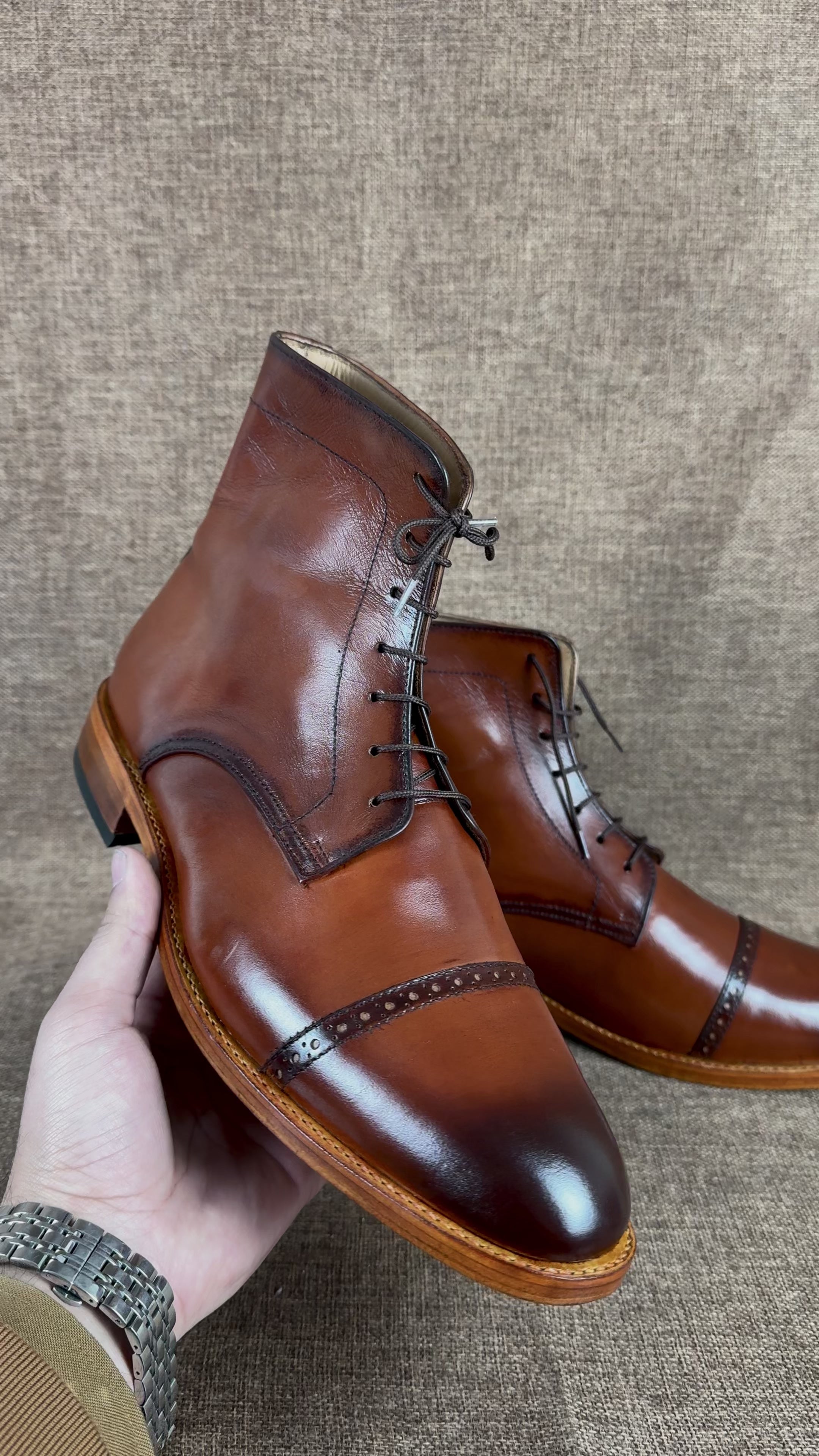 Handcrafted Men's Brown Lace-up Oxford Boots
