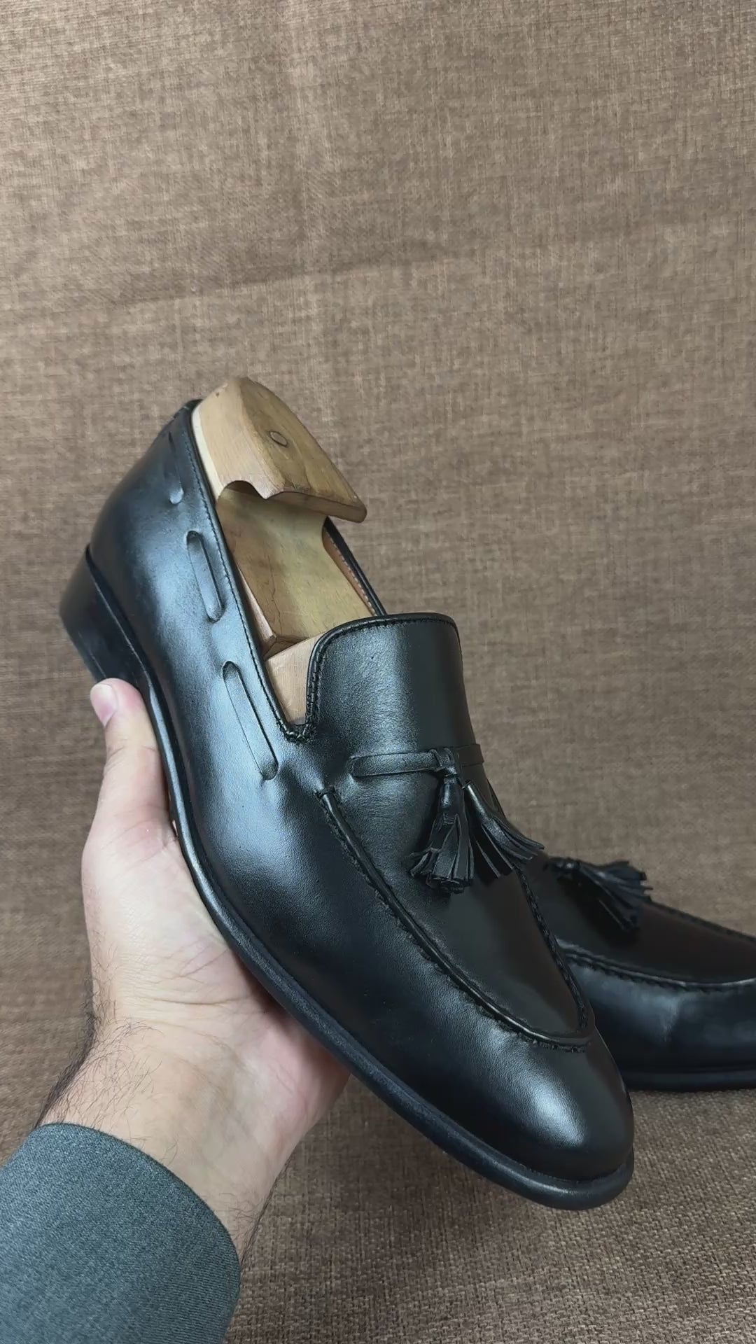 Handmade Men's Full Grain Leather Tassel Loafers