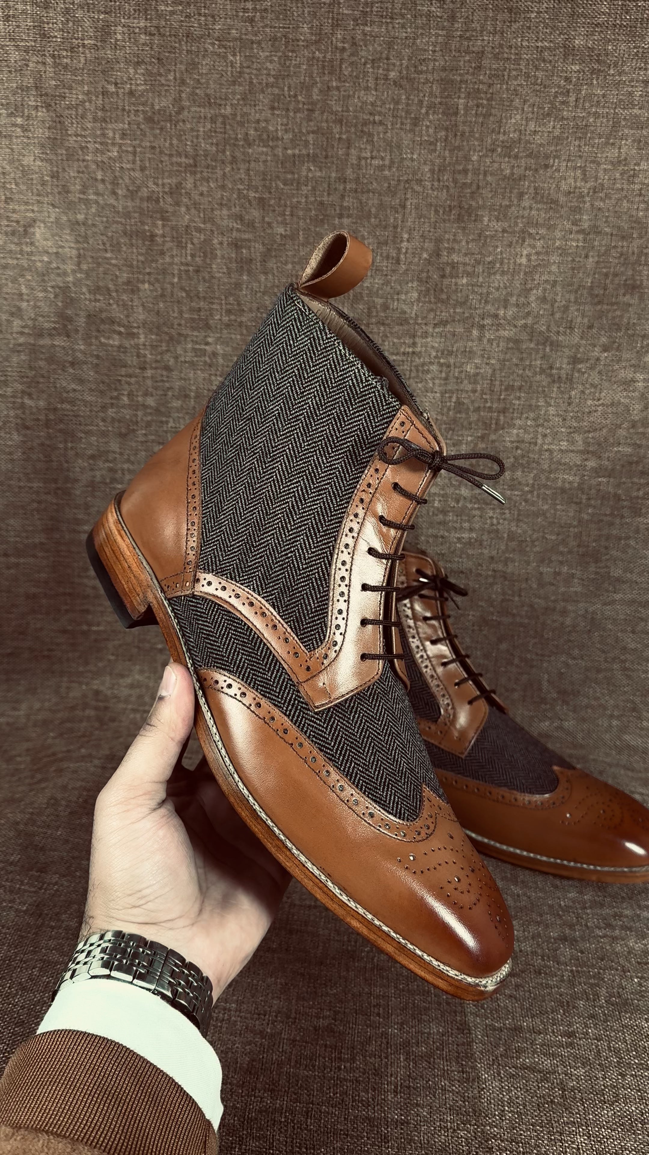 Handcrafted Men's Wingtip Brogue Two-Tone Lace Boots
