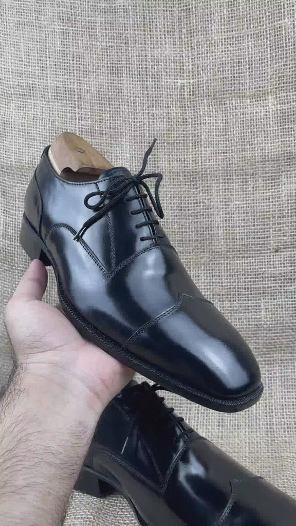 fallback text for a video