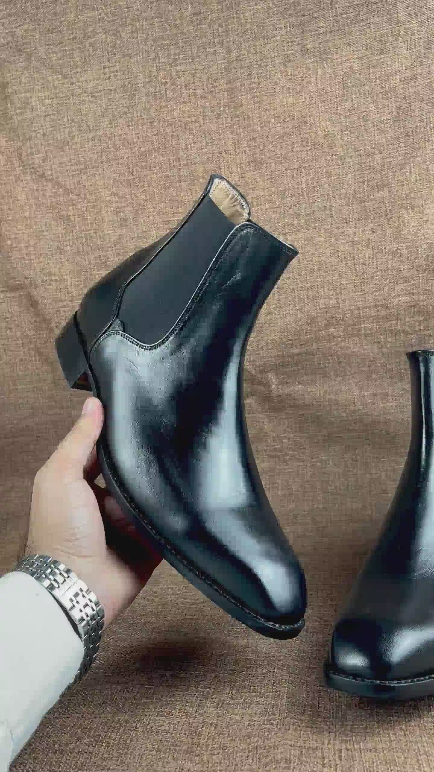 fallback text for a video