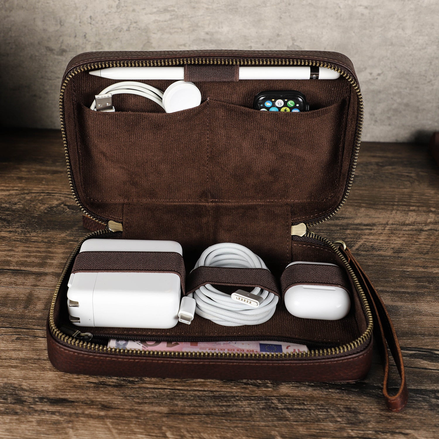 Vintage Leather Tech Case | Rebels Market