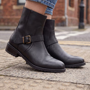 Women's Black Plain-Toe Leather Jodhpur Boots — Kibworth
