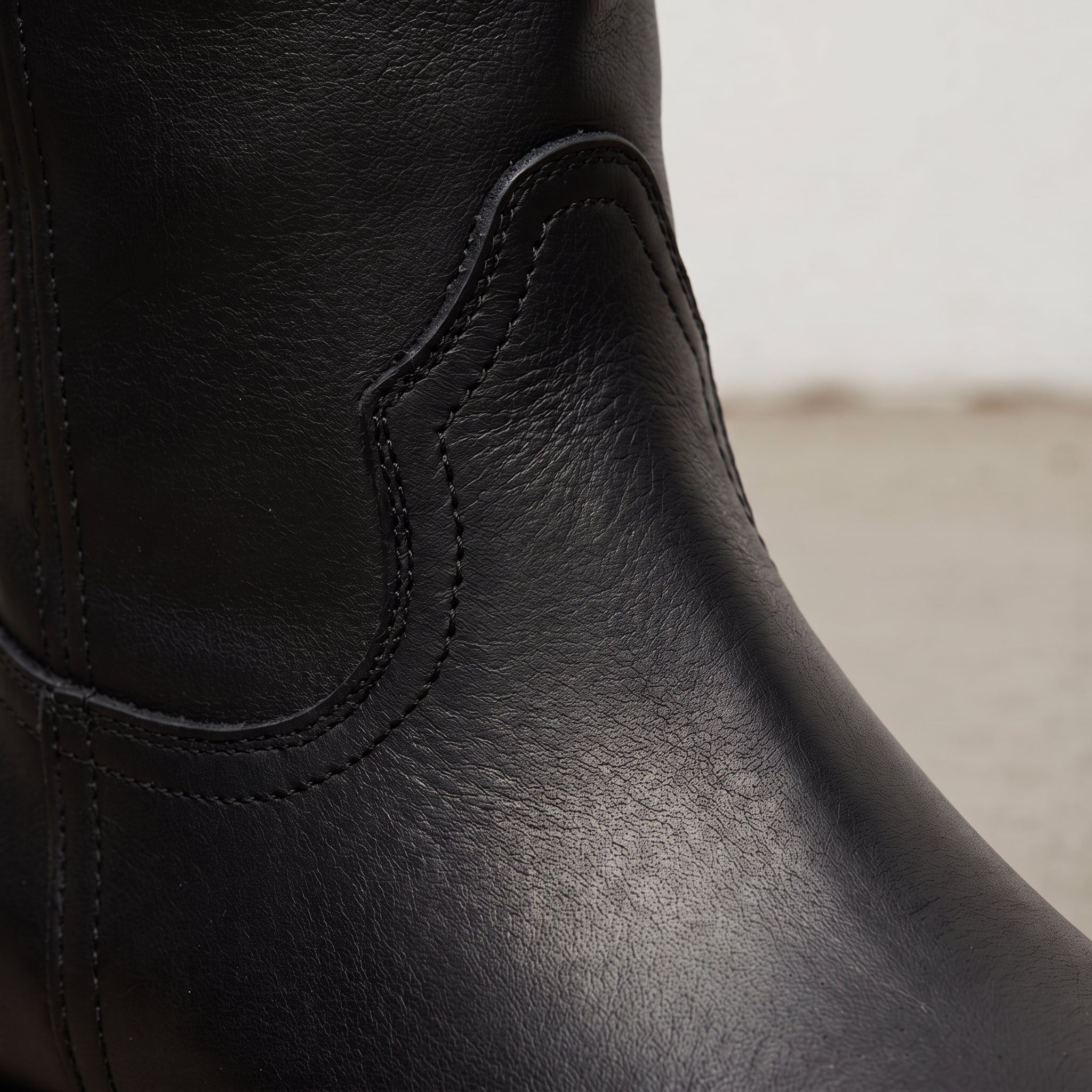 Women's Black Round-Toe Leather Mid-Calf Western Boots — Fairfax